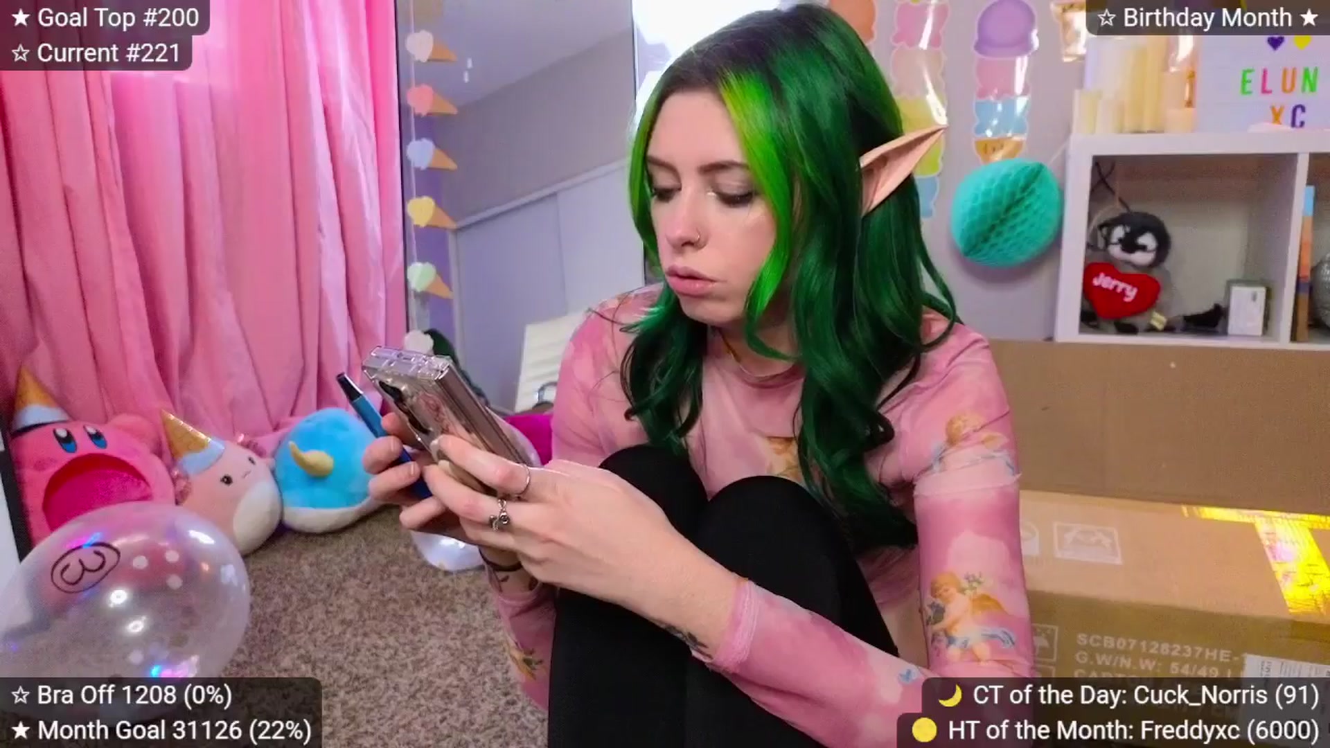 Gallery image thumbnail from elunaxc's myfreecams stream on, 03/01/2026, 24:01 image 5 of 20