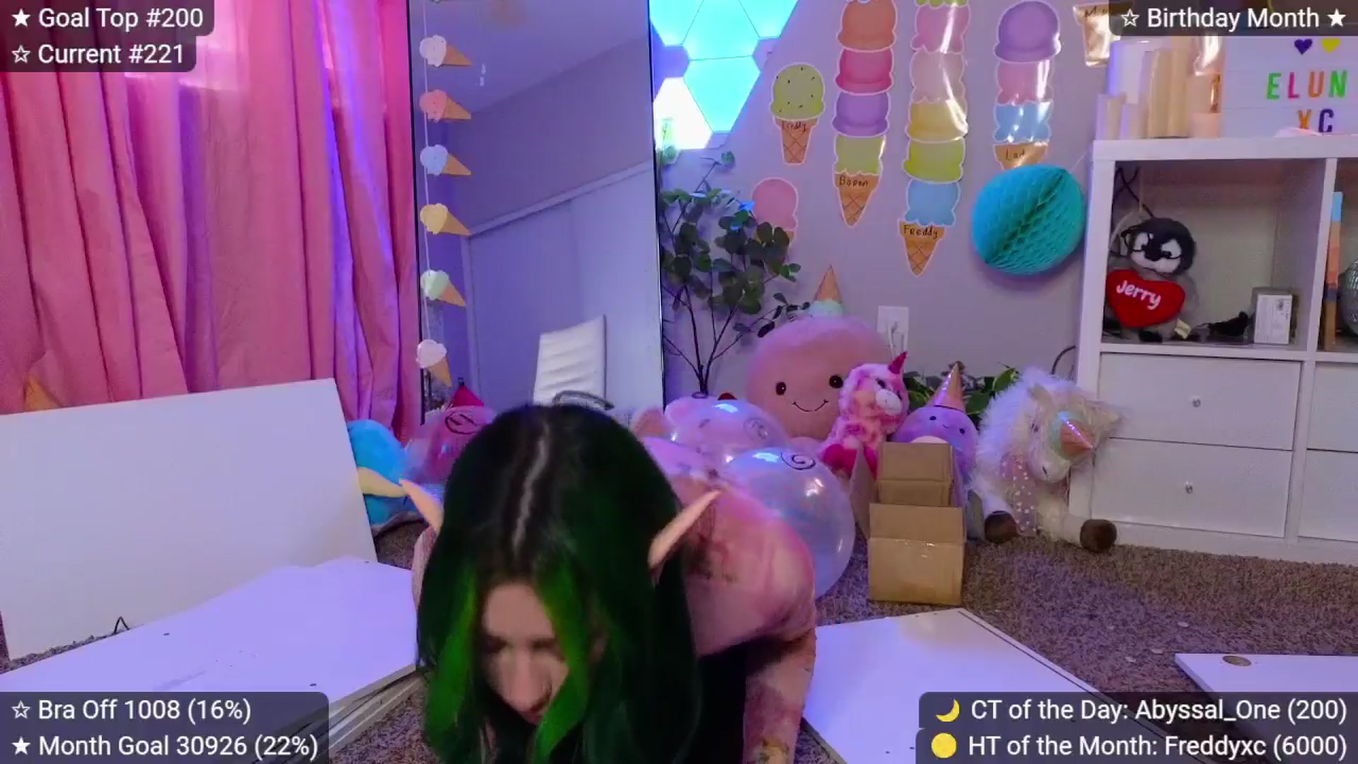 Gallery image thumbnail from elunaxc's myfreecams stream on, 03/01/2026, 24:01 image 12 of 20