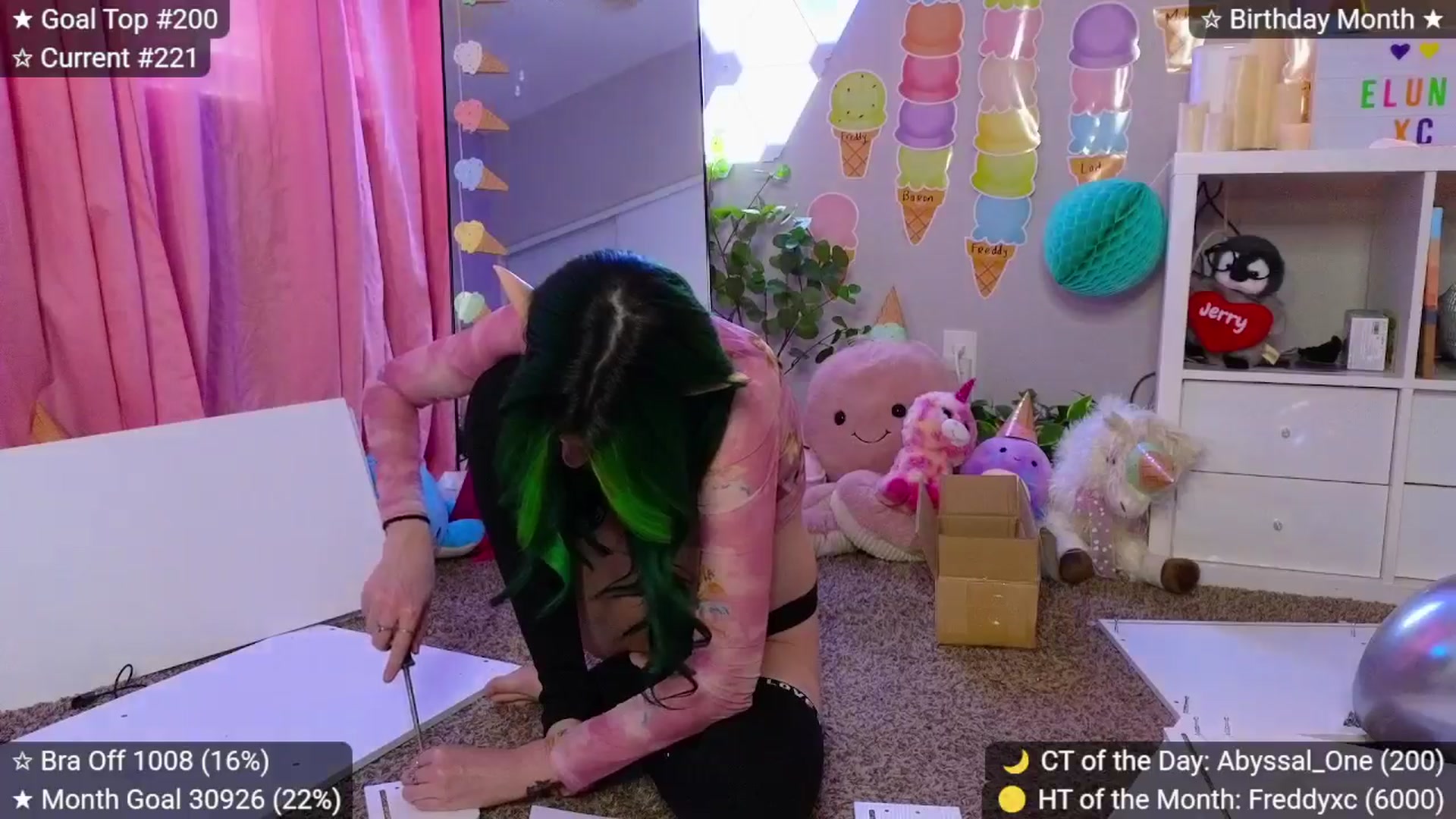 Gallery image thumbnail from elunaxc's myfreecams stream on, 03/01/2026, 24:01 image 18 of 20