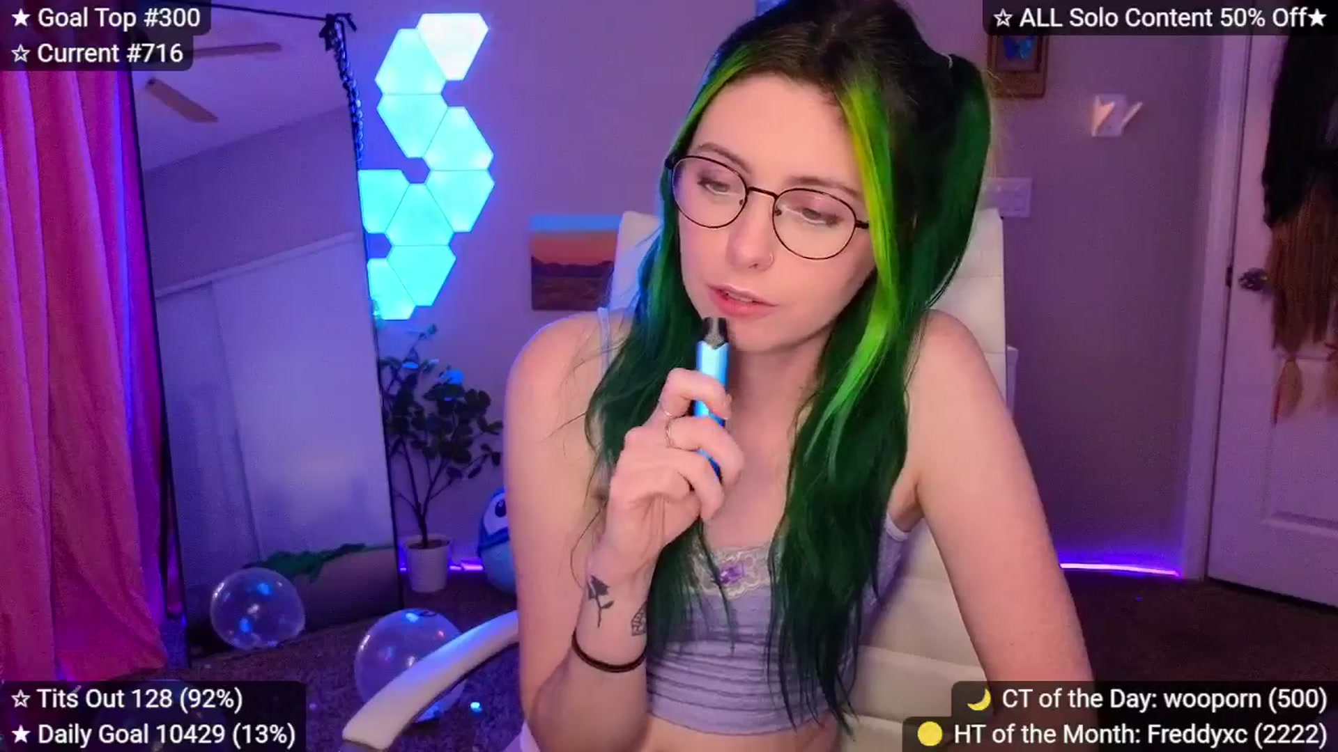 Gallery image thumbnail from elunaxc's myfreecams stream on, 03/14/2026, 03:04 image 17 of 20