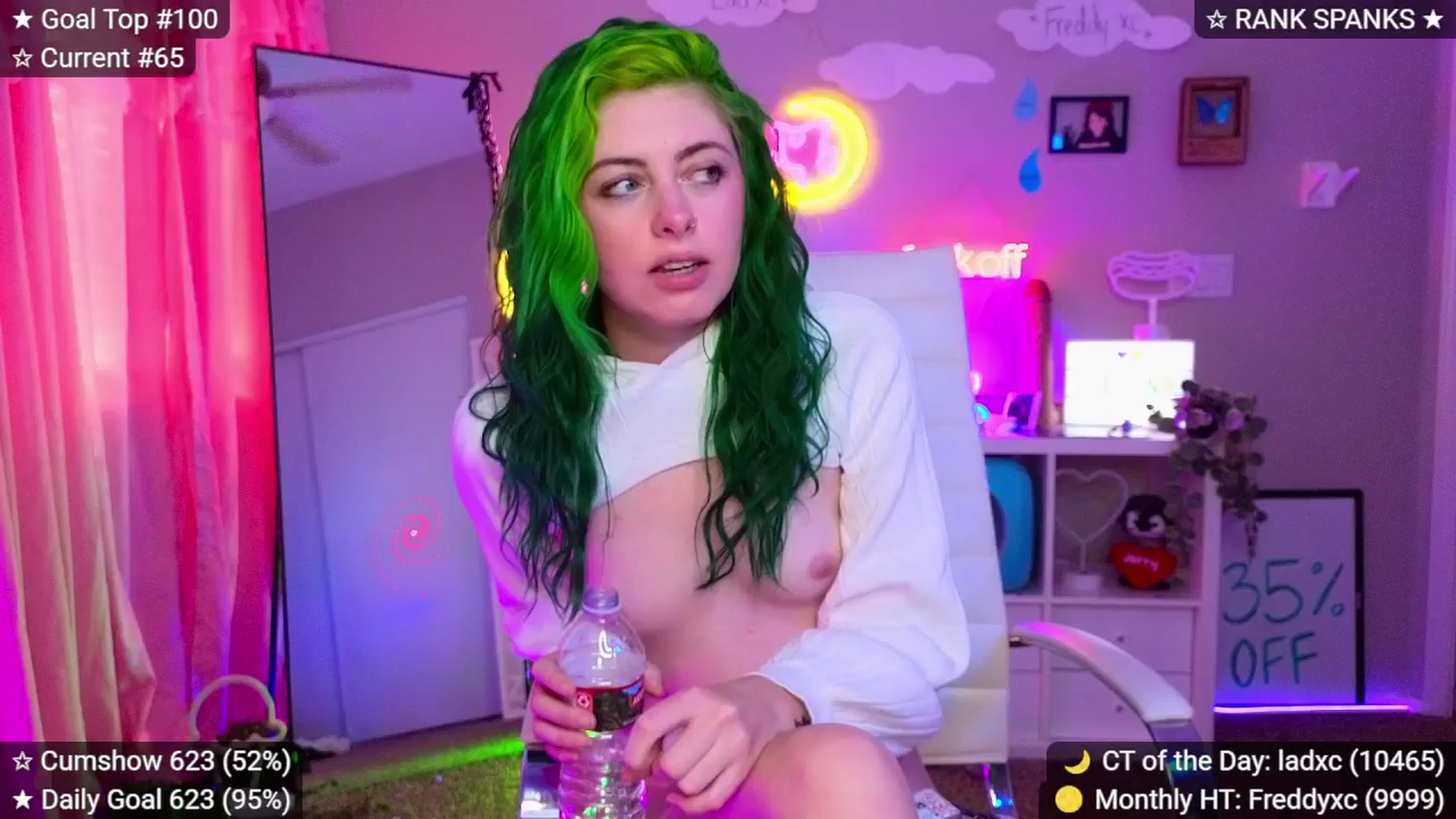 Gallery image thumbnail from elunaxc's myfreecams stream on, 04/06/2026, 02:31 image 8 of 20