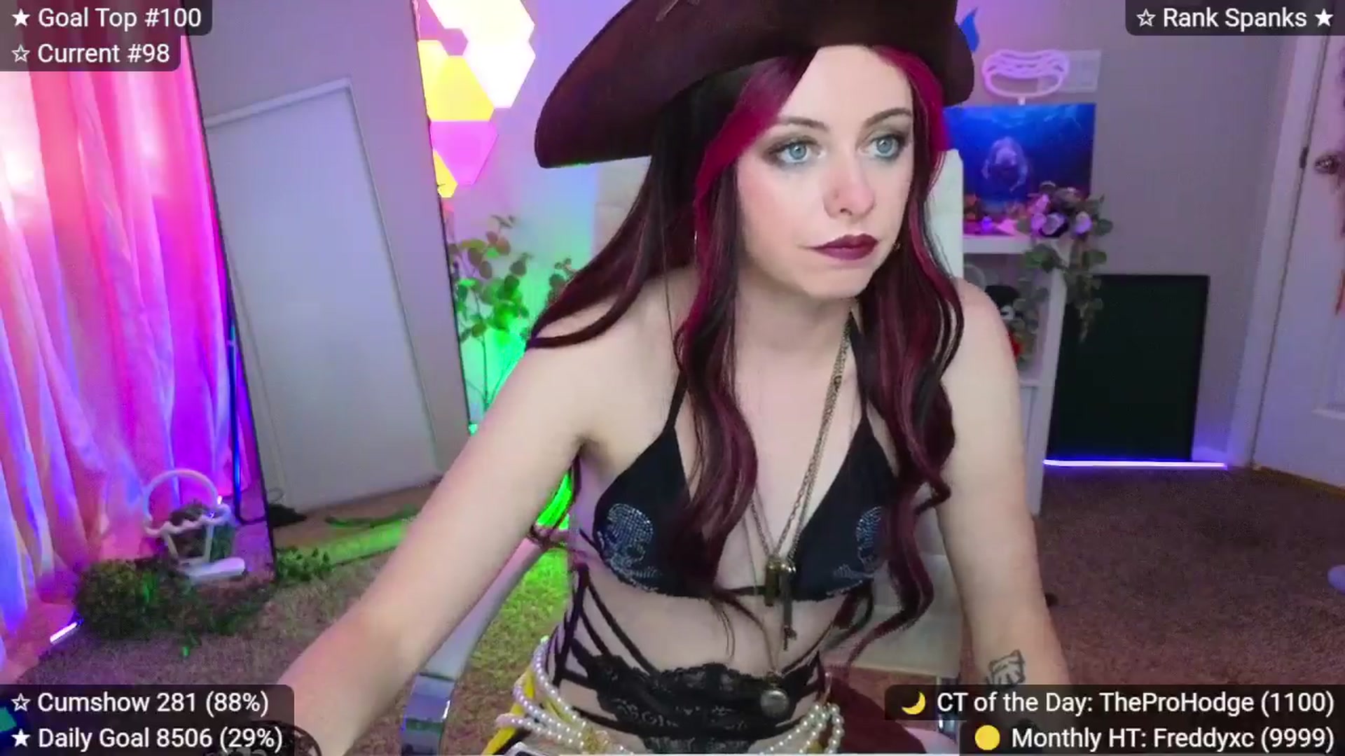 Gallery image thumbnail from elunaxc's myfreecams stream on, 04/12/2026, 24:03 image 18 of 20