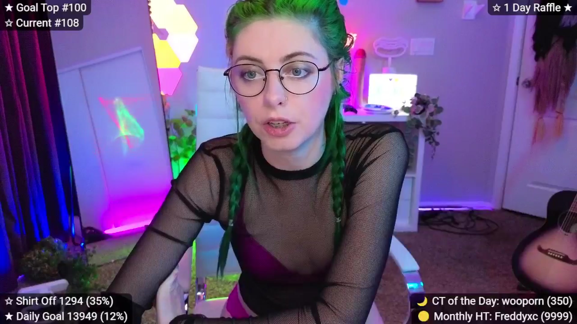 Gallery image thumbnail from elunaxc's myfreecams stream on, 04/18/2026, 21:40 image 11 of 20
