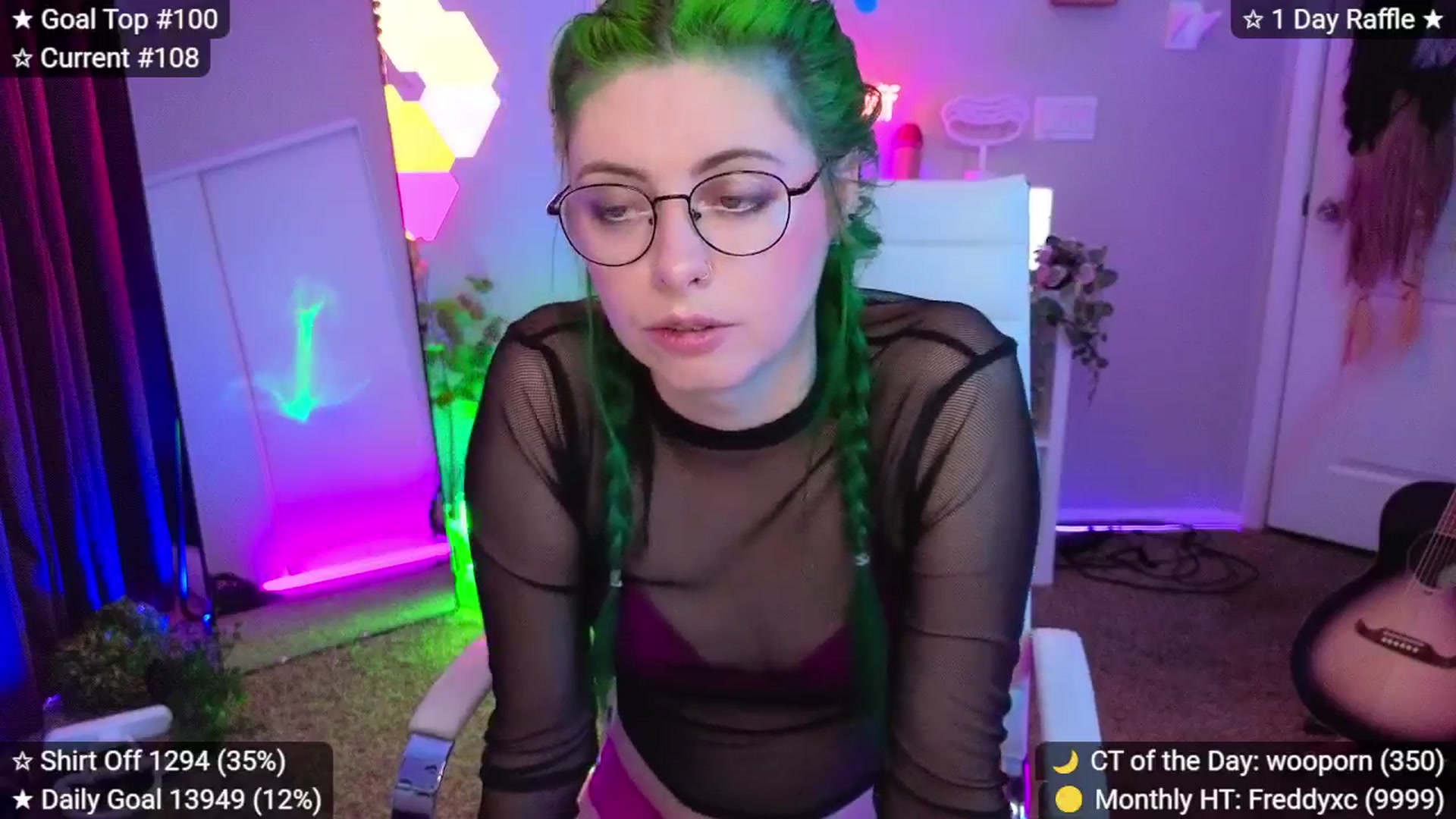 Gallery image thumbnail from elunaxc's myfreecams stream on, 04/18/2026, 21:40 image 12 of 20