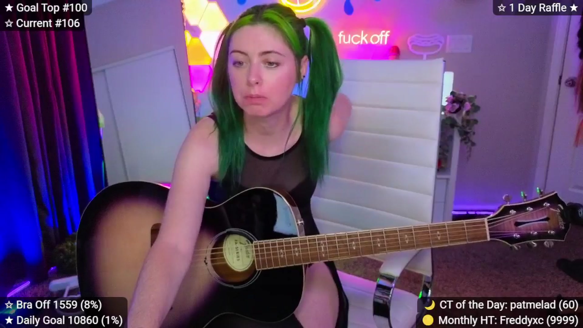 Gallery image thumbnail from elunaxc's myfreecams stream on, 04/20/2026, 01:18 image 13 of 20