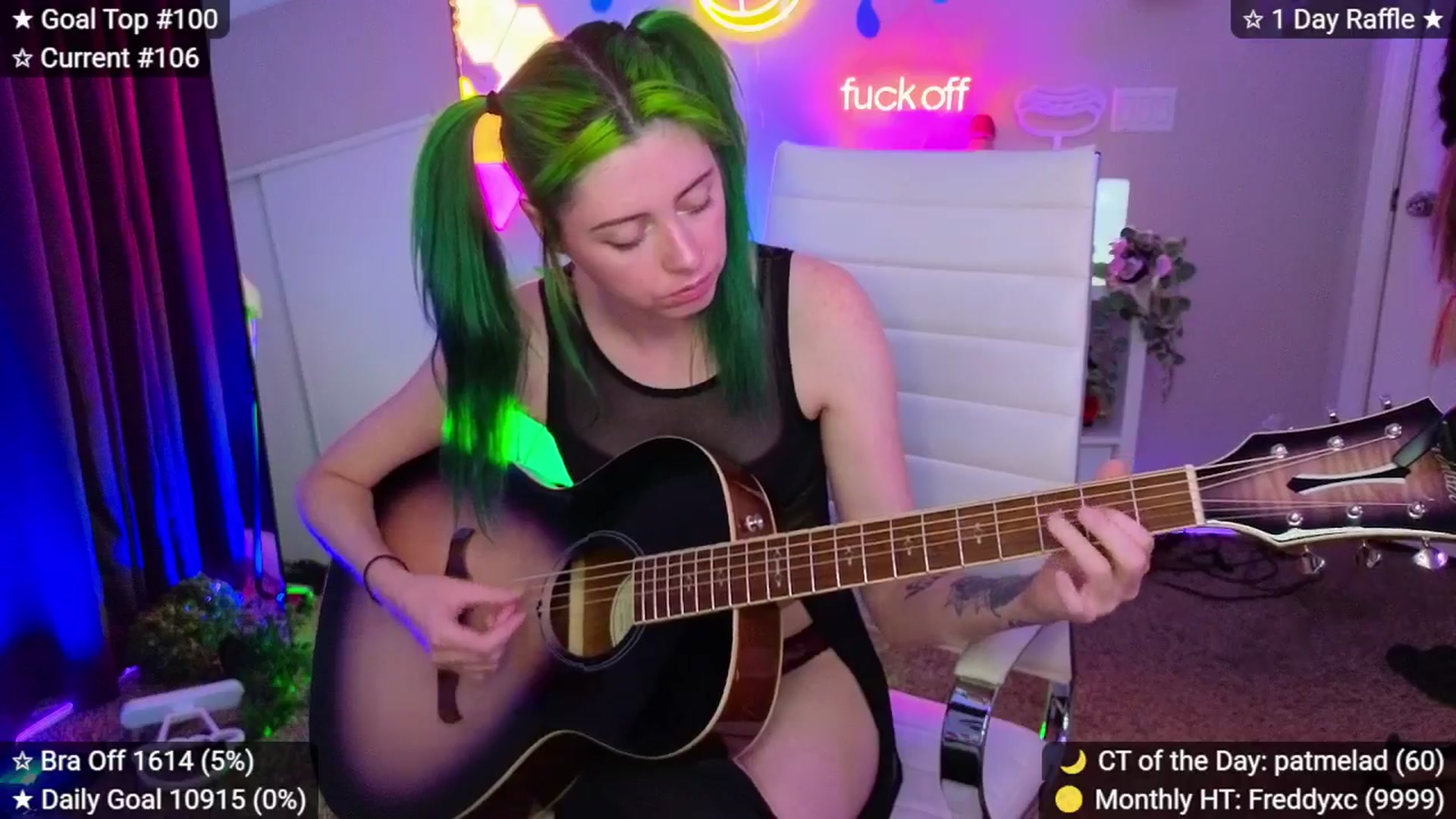 Gallery image thumbnail from elunaxc's myfreecams stream on, 04/20/2026, 01:18 image 5 of 20