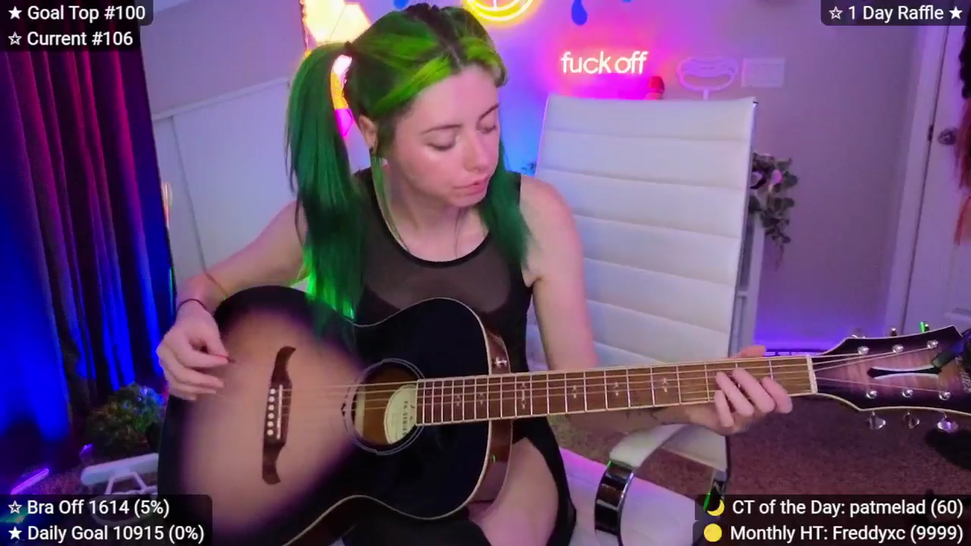 Gallery image thumbnail from elunaxc's myfreecams stream on, 04/20/2026, 01:18 image 7 of 20