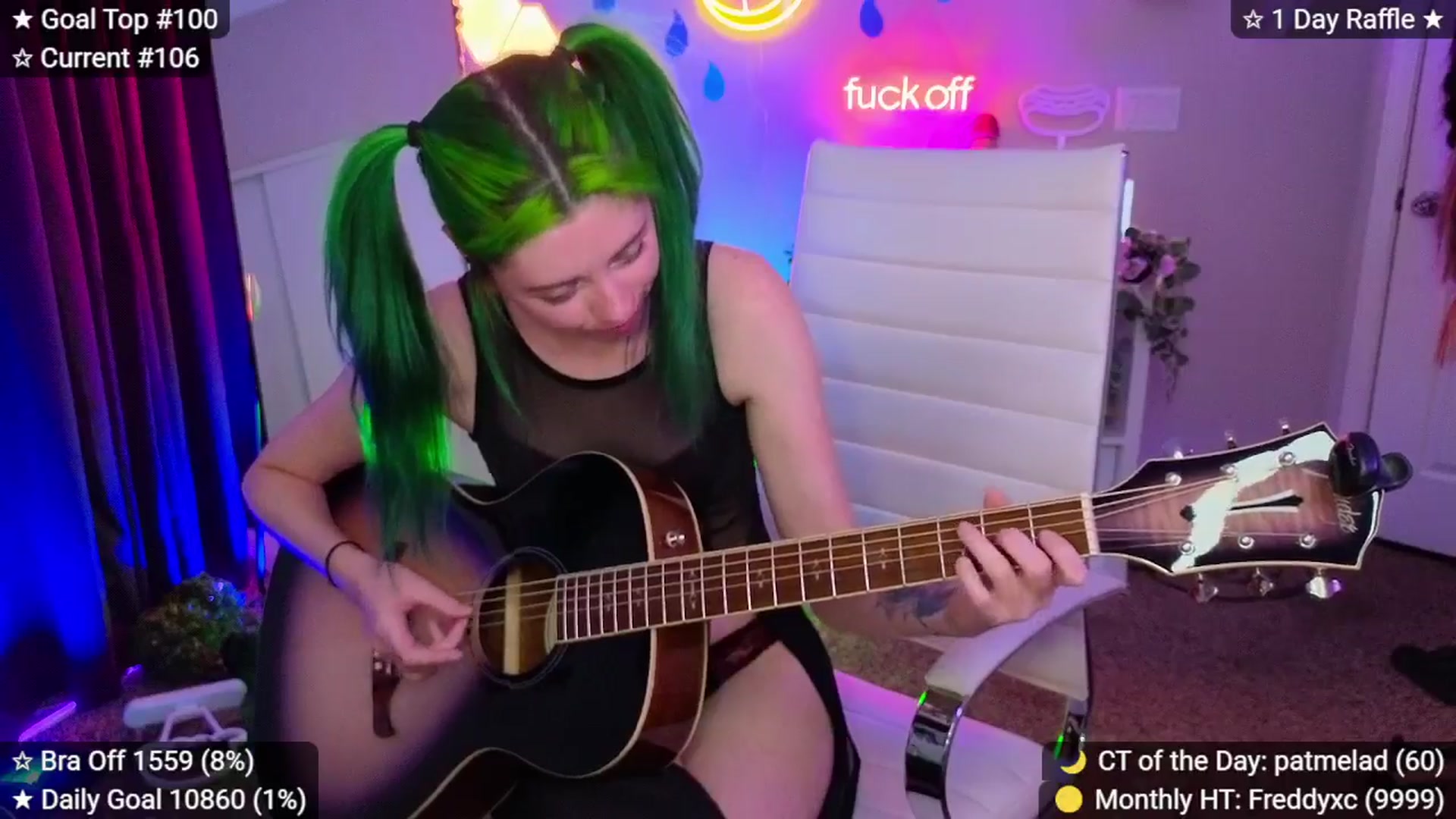 Gallery image thumbnail from elunaxc's myfreecams stream on, 04/20/2026, 01:18 image 12 of 20