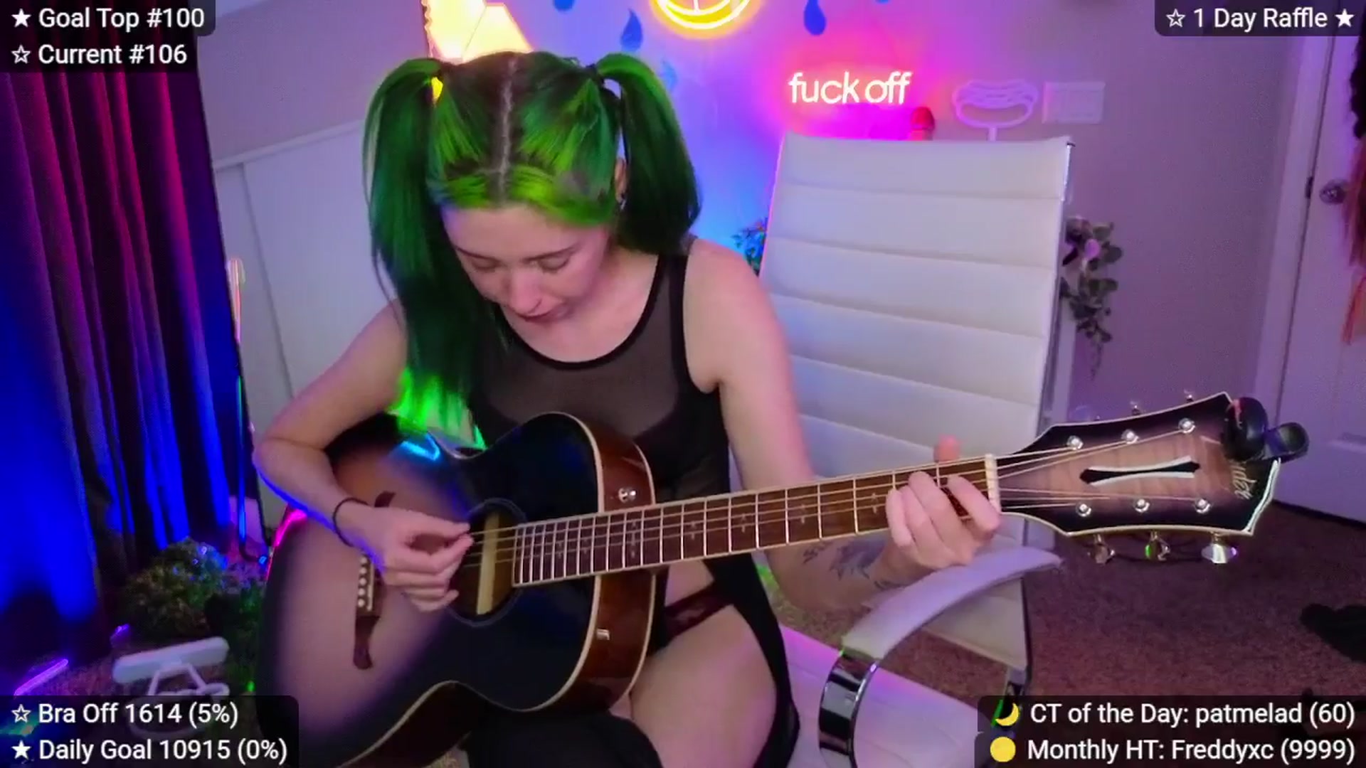 Gallery image thumbnail from elunaxc's myfreecams stream on, 04/20/2026, 01:18 image 9 of 20