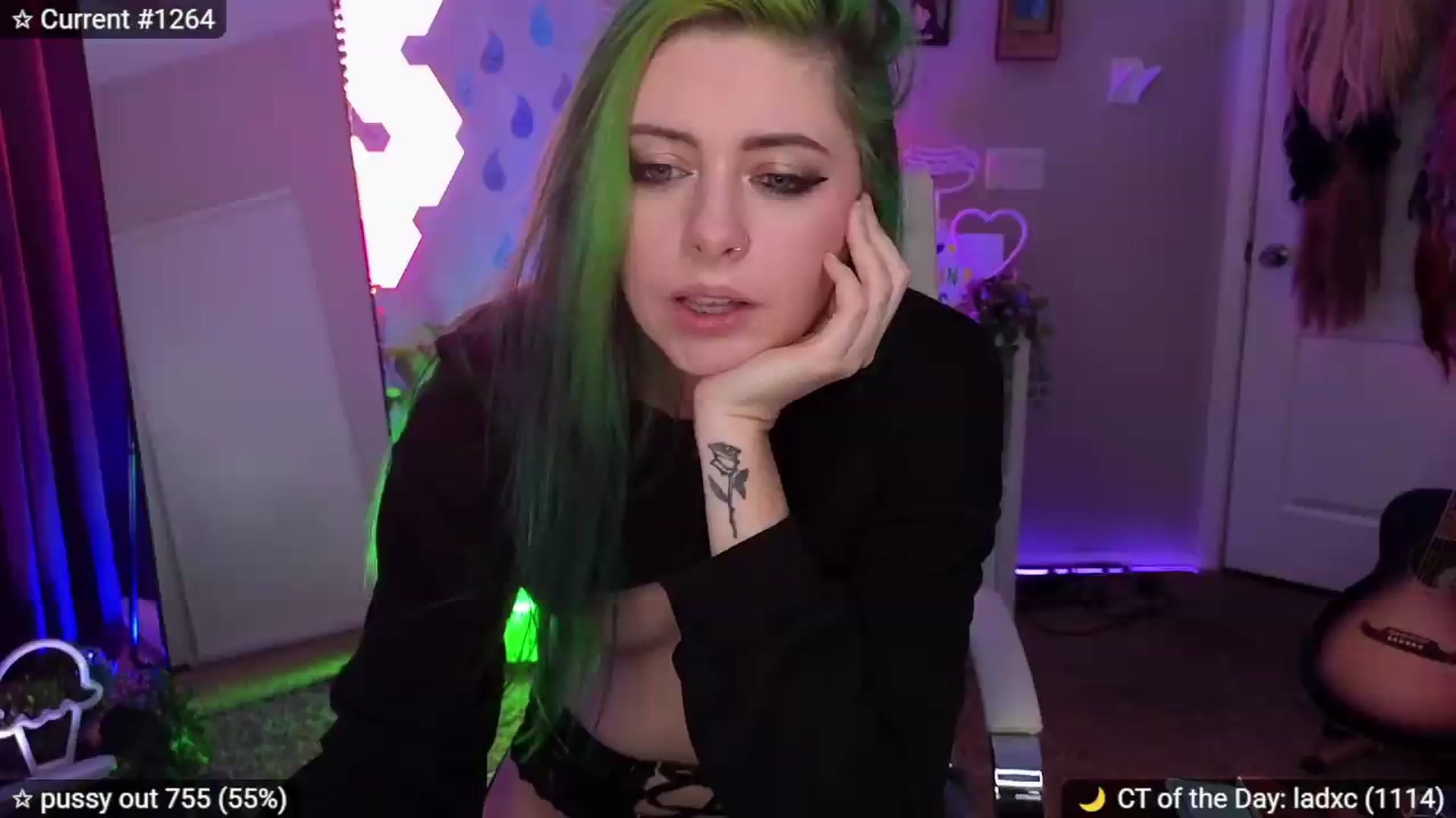 Gallery image thumbnail from elunaxc's myfreecams stream on, 05/10/2026, 03:14 image 3 of 20