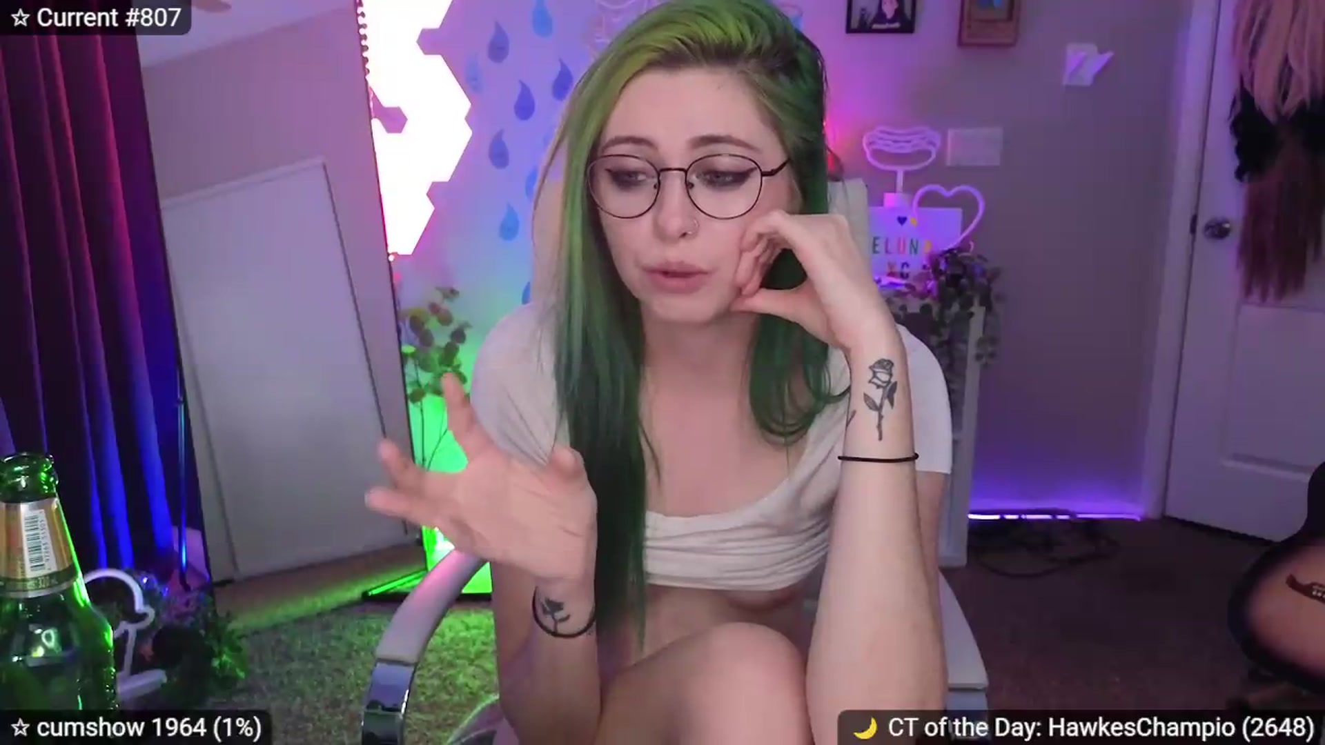 Gallery image thumbnail from elunaxc's myfreecams stream on, 05/11/2026, 03:08 image 14 of 20