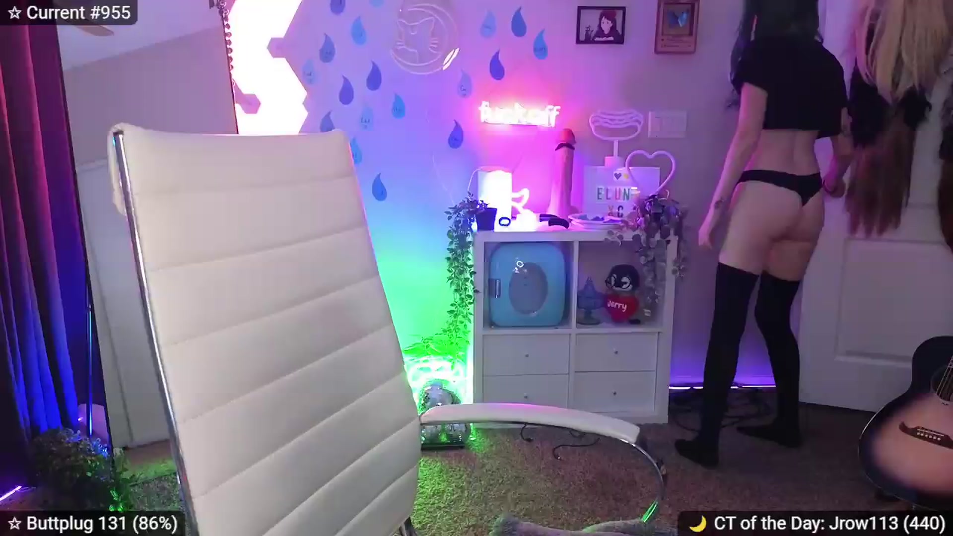 Gallery image thumbnail from elunaxc's myfreecams stream on, 05/16/2026, 24:01 image 4 of 20