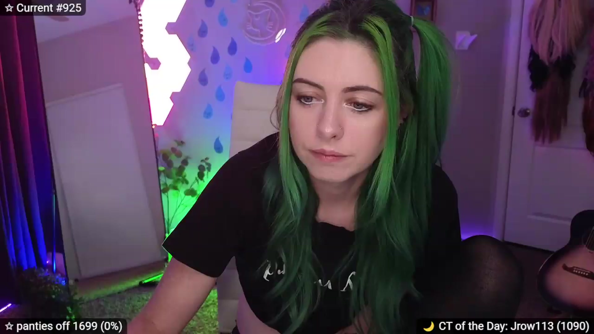 Gallery image thumbnail from elunaxc's myfreecams stream on, 05/16/2026, 24:01 image 5 of 20