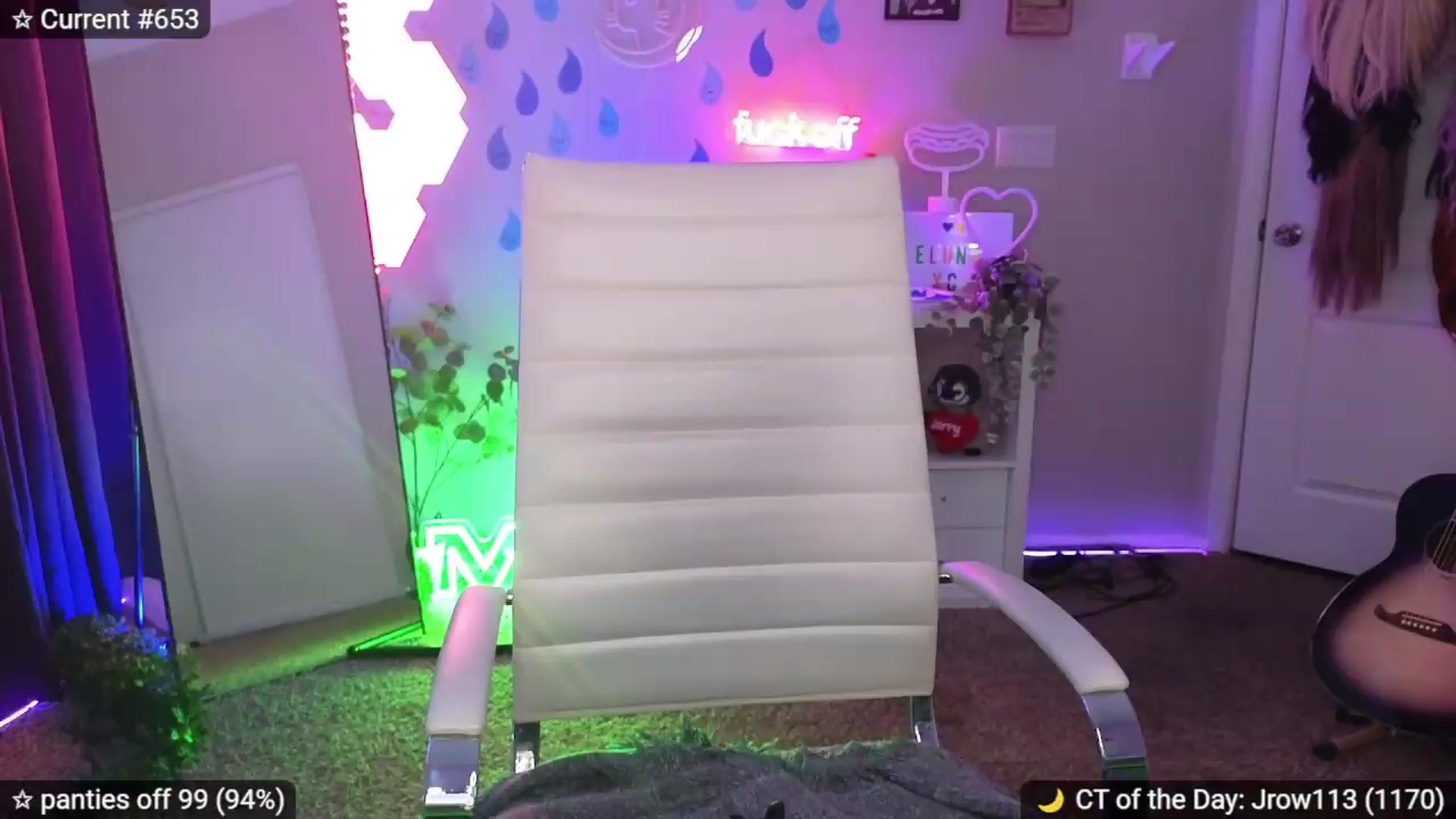 Gallery image thumbnail from elunaxc's myfreecams stream on, 05/16/2026, 01:52 image 10 of 20