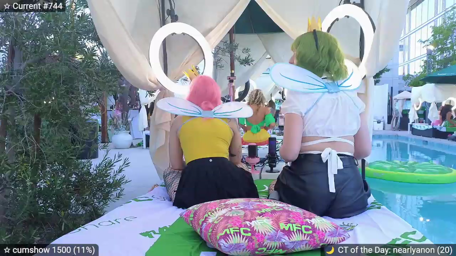 Gallery image thumbnail from elunaxc's myfreecams stream on, 05/19/2026, 02:05 image 6 of 20