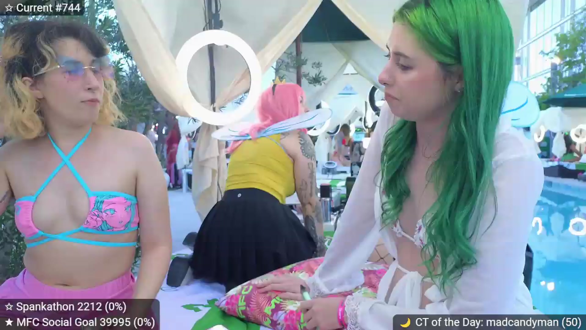 Gallery image thumbnail from elunaxc's myfreecams stream on, 05/19/2026, 02:05 image 16 of 20