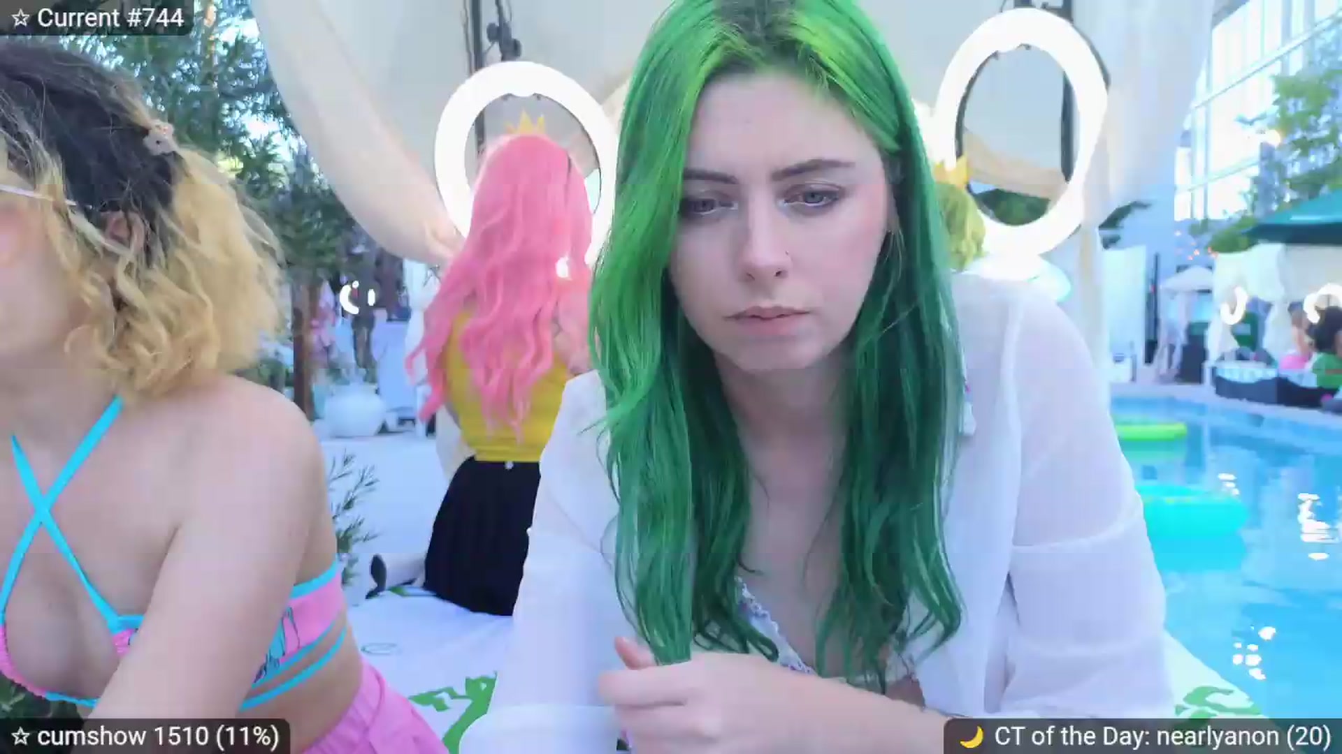 Gallery image thumbnail from elunaxc's myfreecams stream on, 05/19/2026, 02:05 image 5 of 20