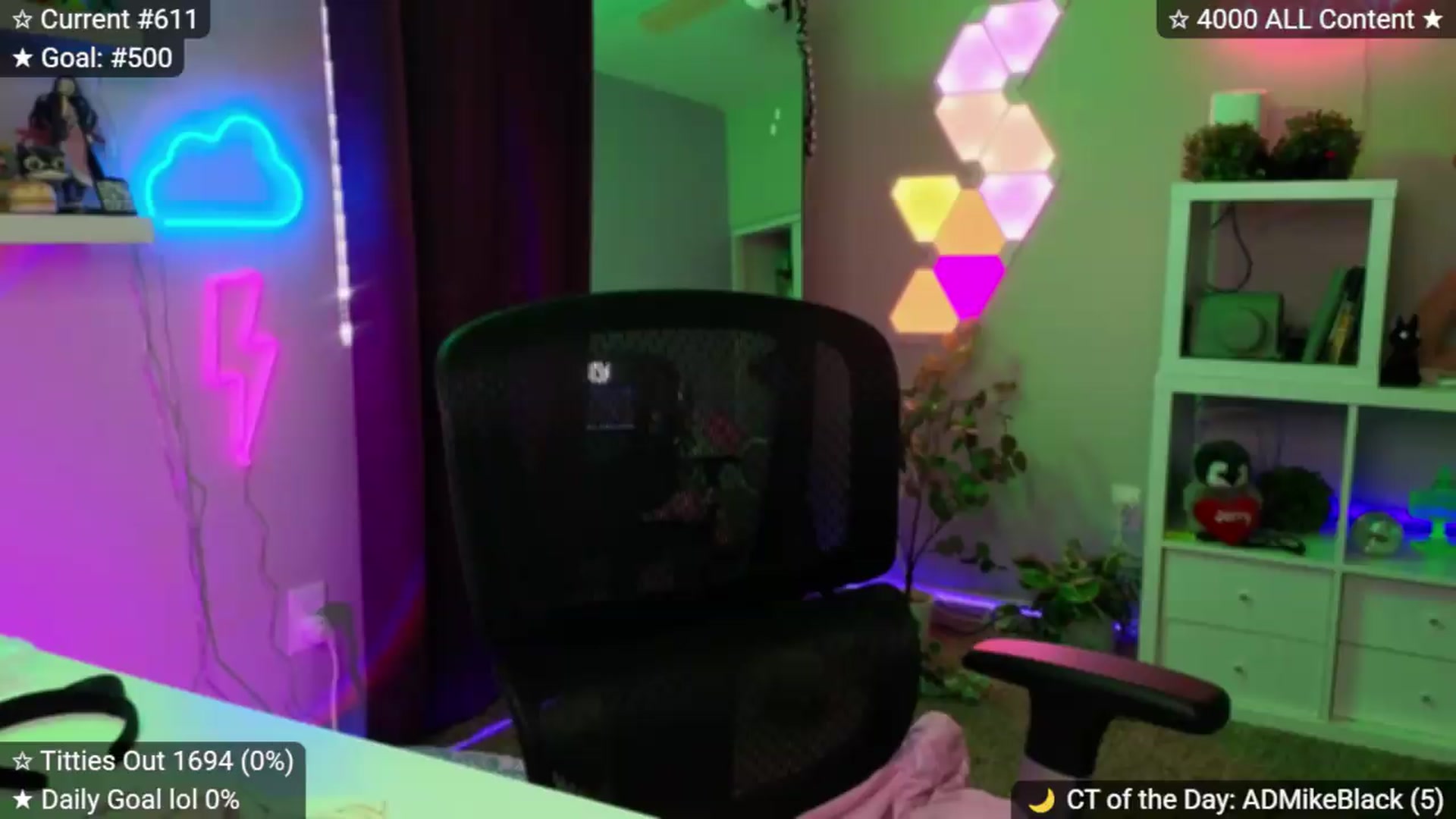 Gallery image thumbnail from elunaxc's myfreecams stream on, 06/21/2026, 24:02 image 3 of 20