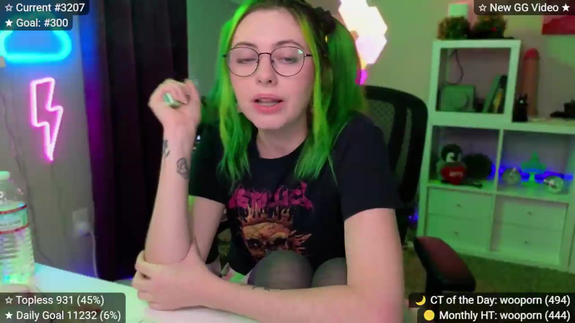 Gallery image thumbnail from elunaxc's myfreecams stream on, 07/04/2026, 03:19 image 11 of 20