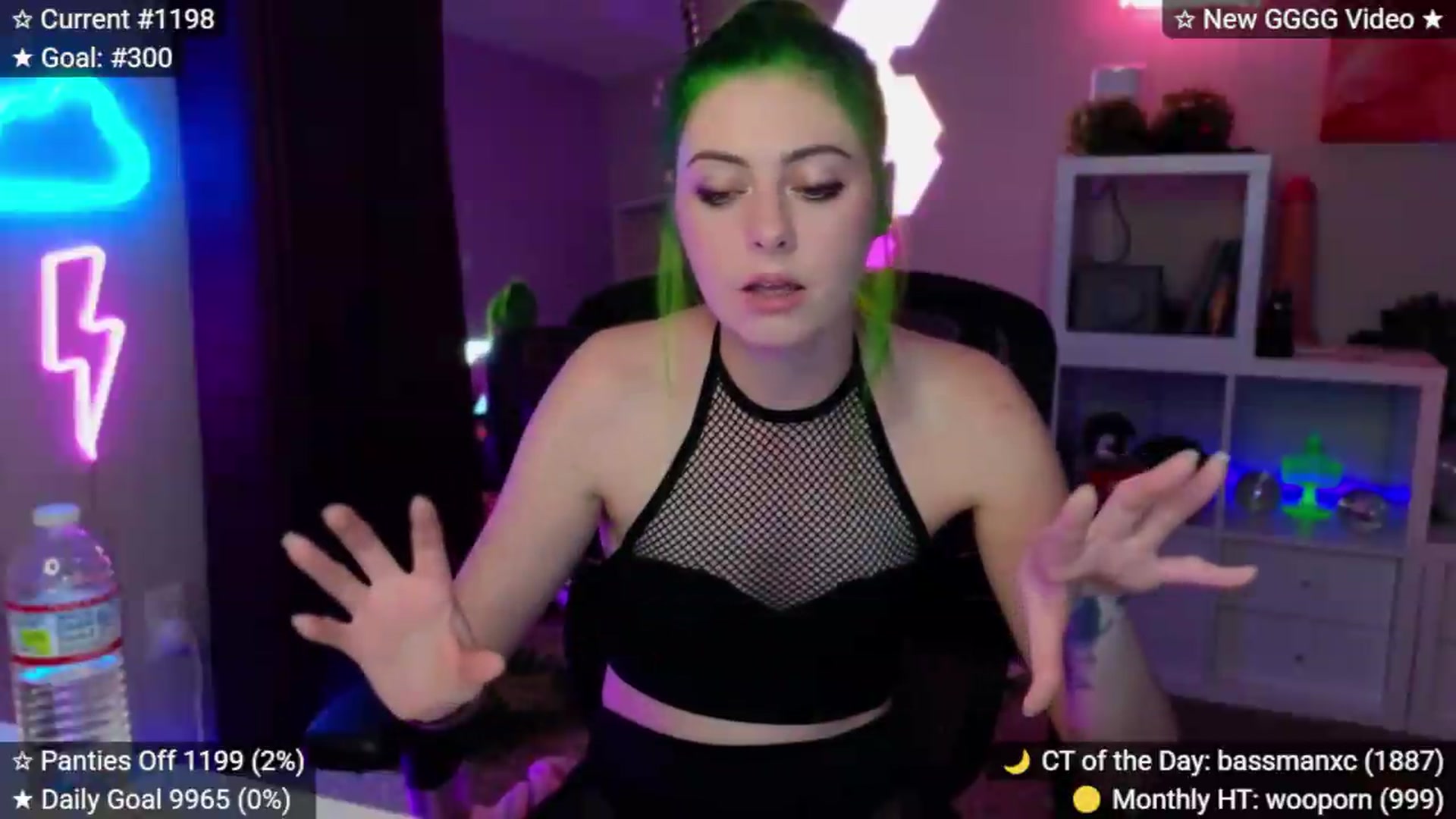 Gallery image thumbnail from elunaxc's myfreecams stream on, 07/11/2026, 24:01 image 13 of 20