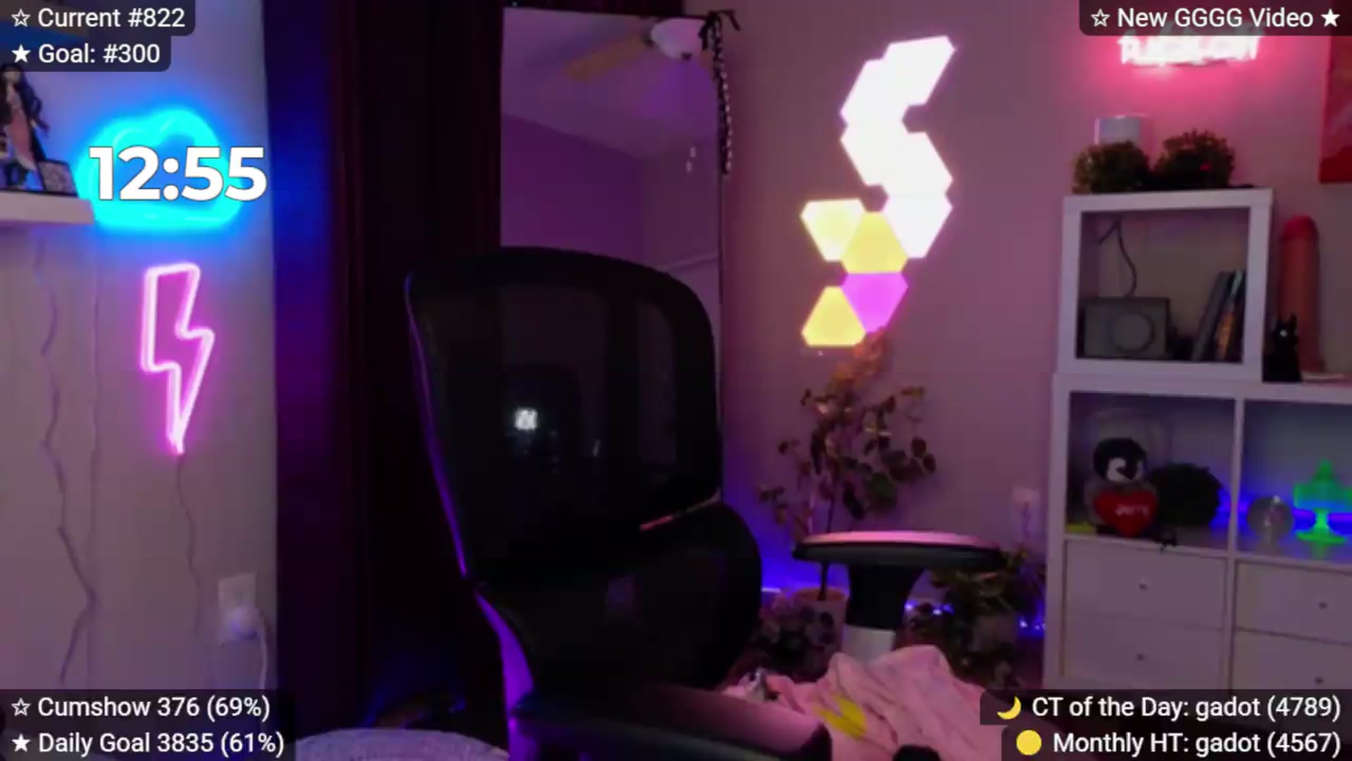 Gallery image thumbnail from elunaxc's myfreecams stream on, 07/12/2026, 03:20 image 17 of 20