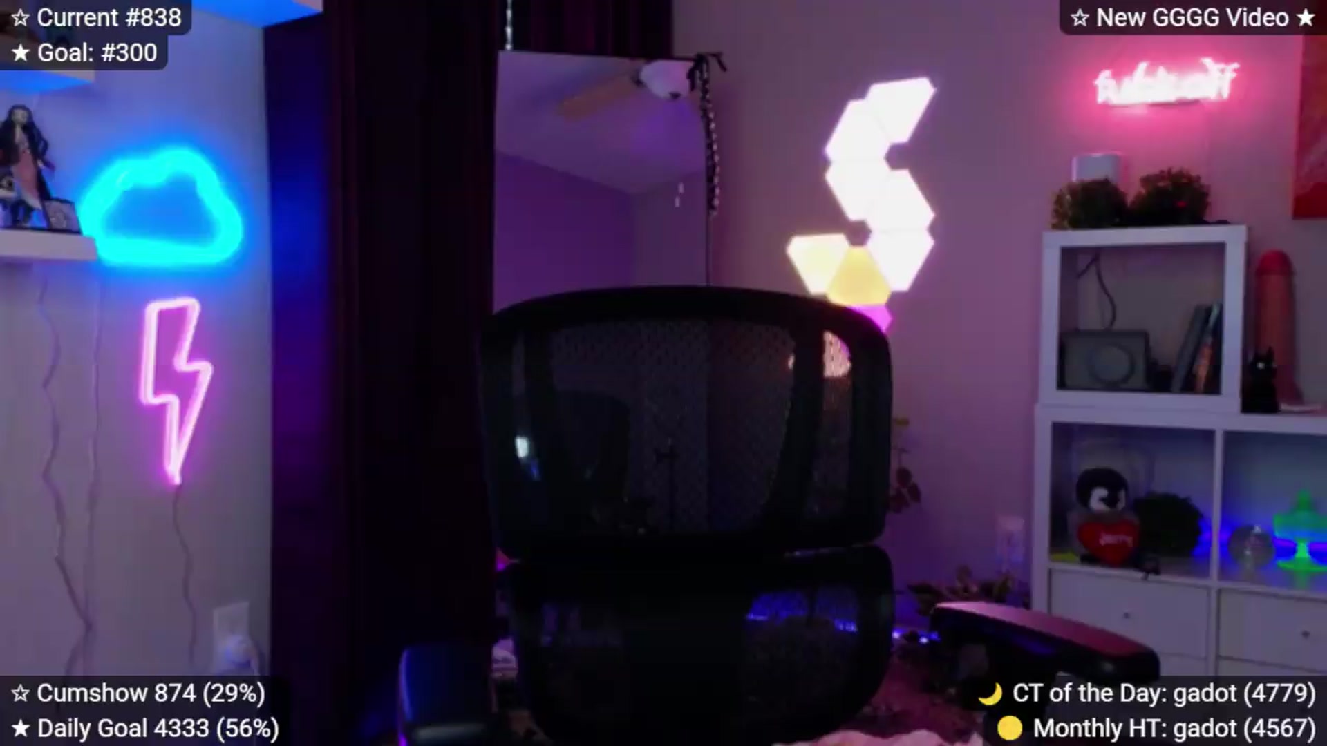 Gallery image thumbnail from elunaxc's myfreecams stream on, 07/12/2026, 03:20 image 9 of 20