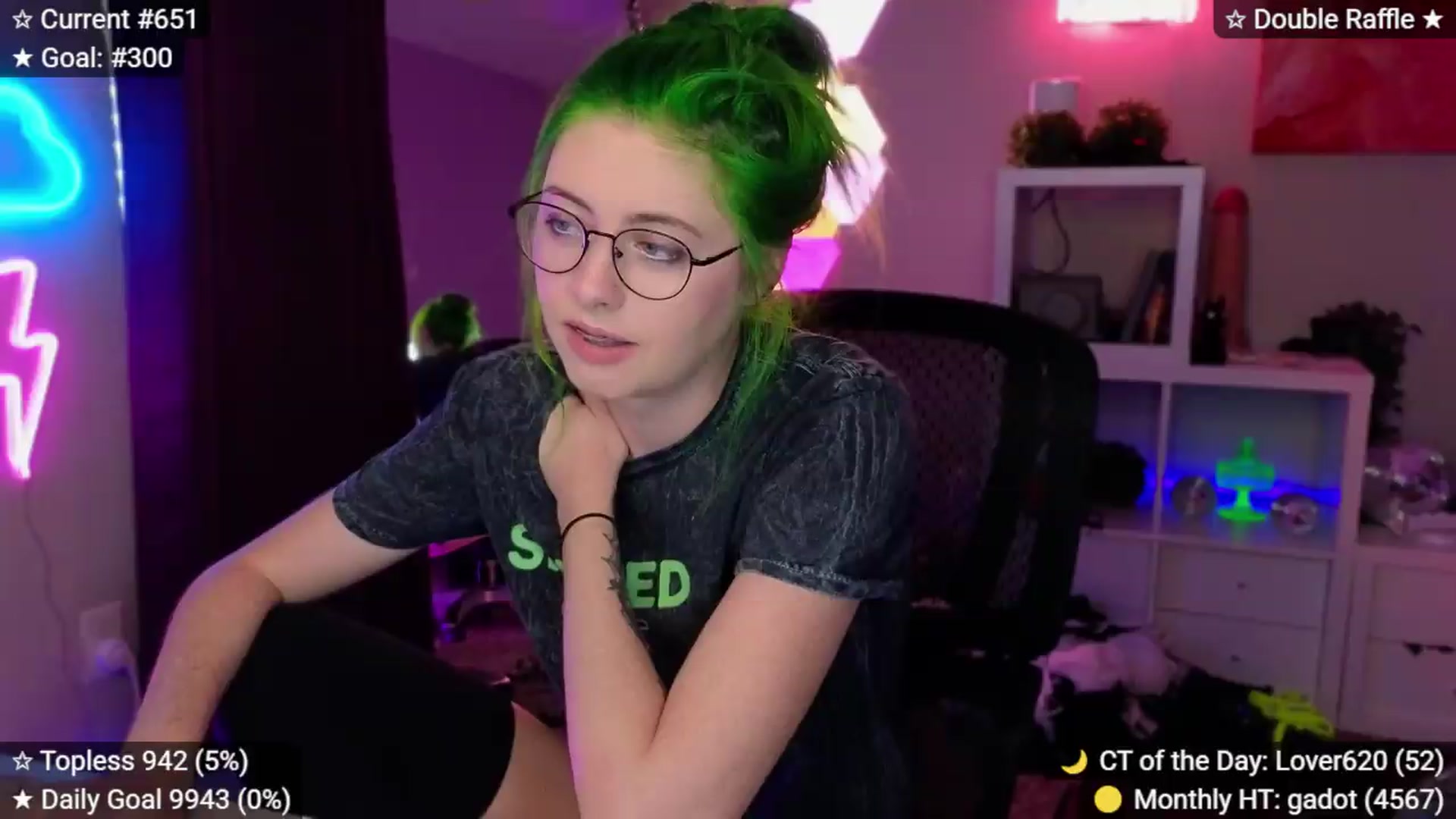 Gallery image thumbnail from elunaxc's myfreecams stream on, 07/20/2026, 24:01 image 6 of 20