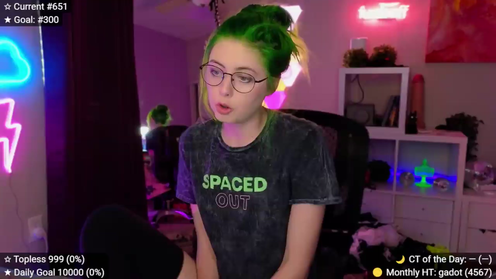 Gallery image thumbnail from elunaxc's myfreecams stream on, 07/20/2026, 24:01 image 3 of 20
