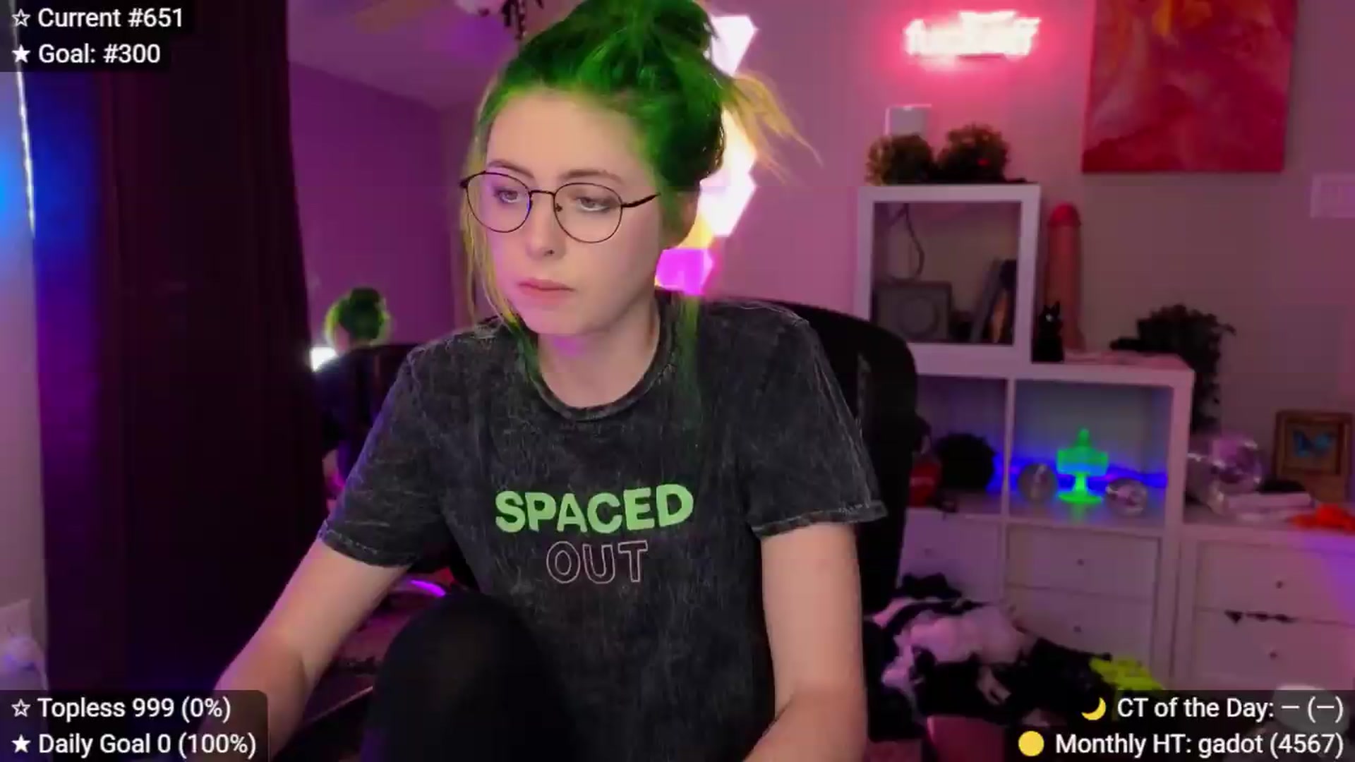 Gallery image thumbnail from elunaxc's myfreecams stream on, 07/20/2026, 24:01 image 1 of 20
