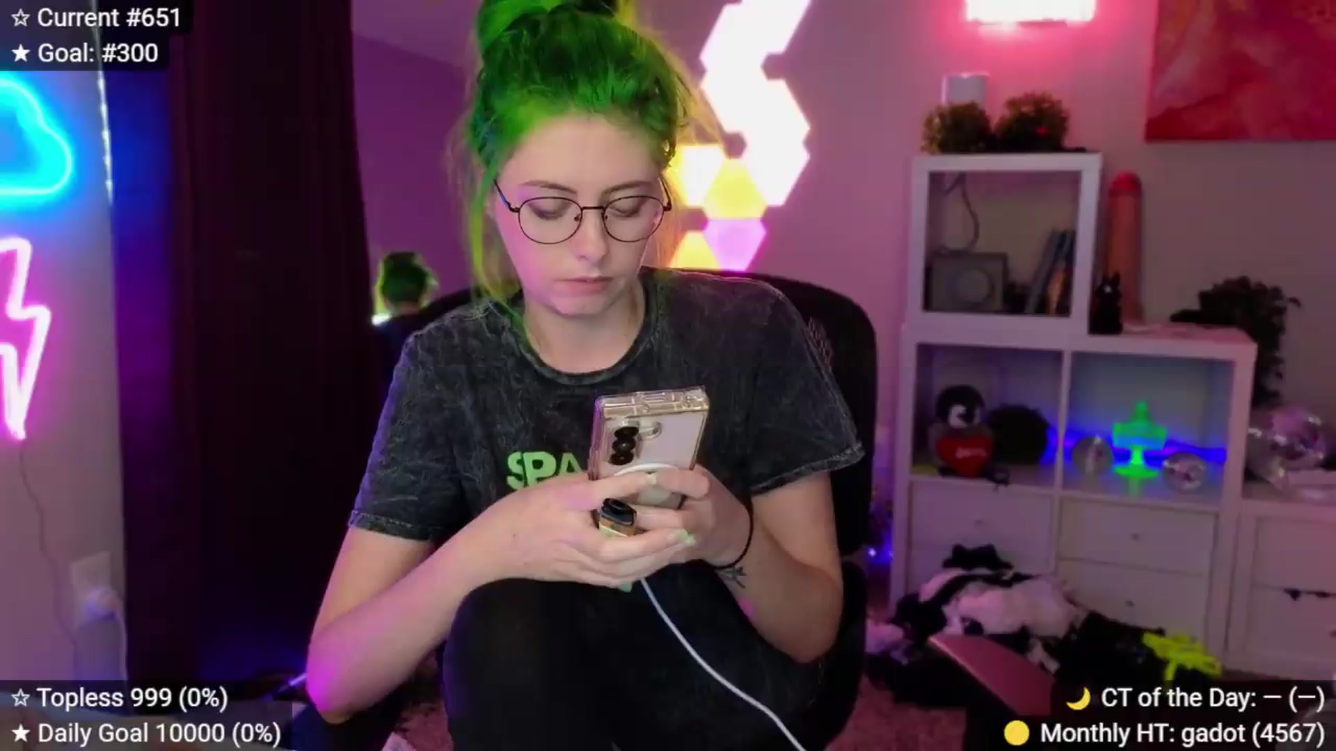 Gallery image thumbnail from elunaxc's myfreecams stream on, 07/20/2026, 24:01 image 4 of 20