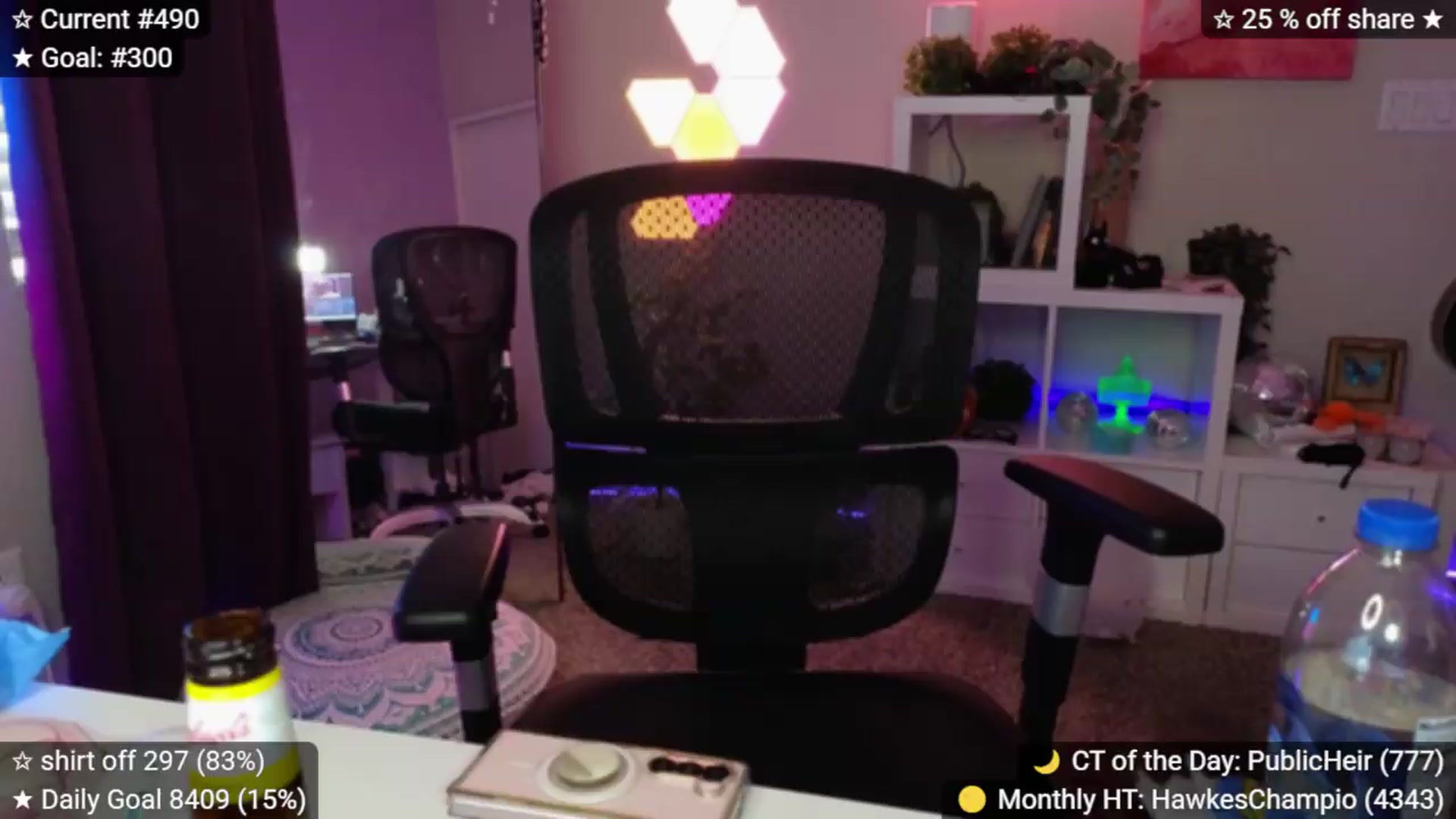 Gallery image thumbnail from elunaxc's myfreecams stream on, 08/17/2026, 01:57 image 16 of 20