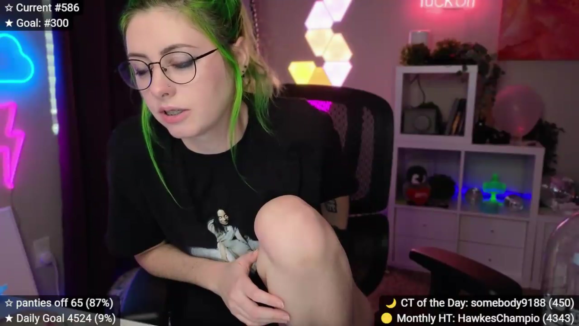 Gallery image thumbnail from elunaxc's myfreecams stream on, 08/24/2026, 01:08 image 10 of 20