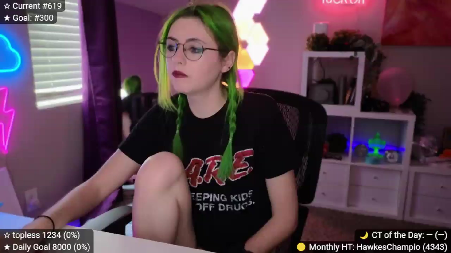 Gallery image thumbnail from elunaxc's myfreecams stream on, 08/28/2026, 23:42 image 1 of 20