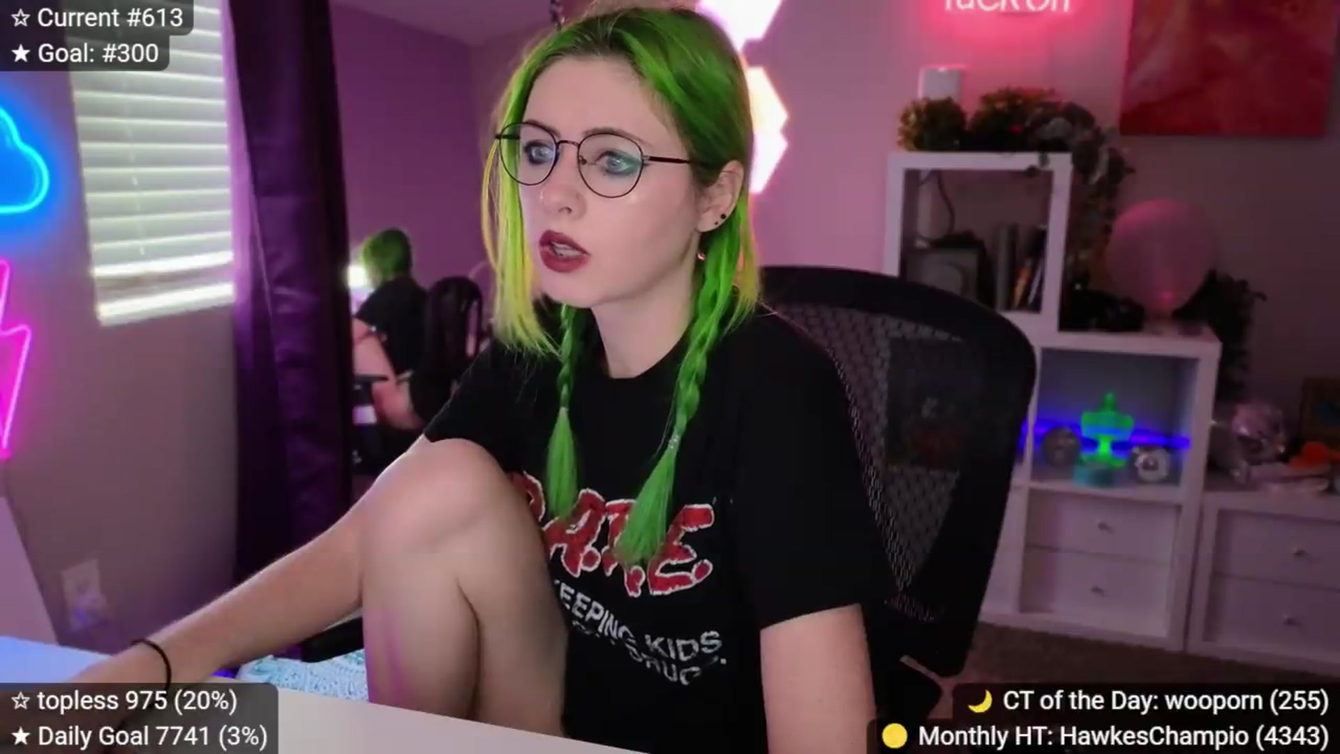 Gallery image thumbnail from elunaxc's myfreecams stream on, 08/28/2026, 23:42 image 2 of 20