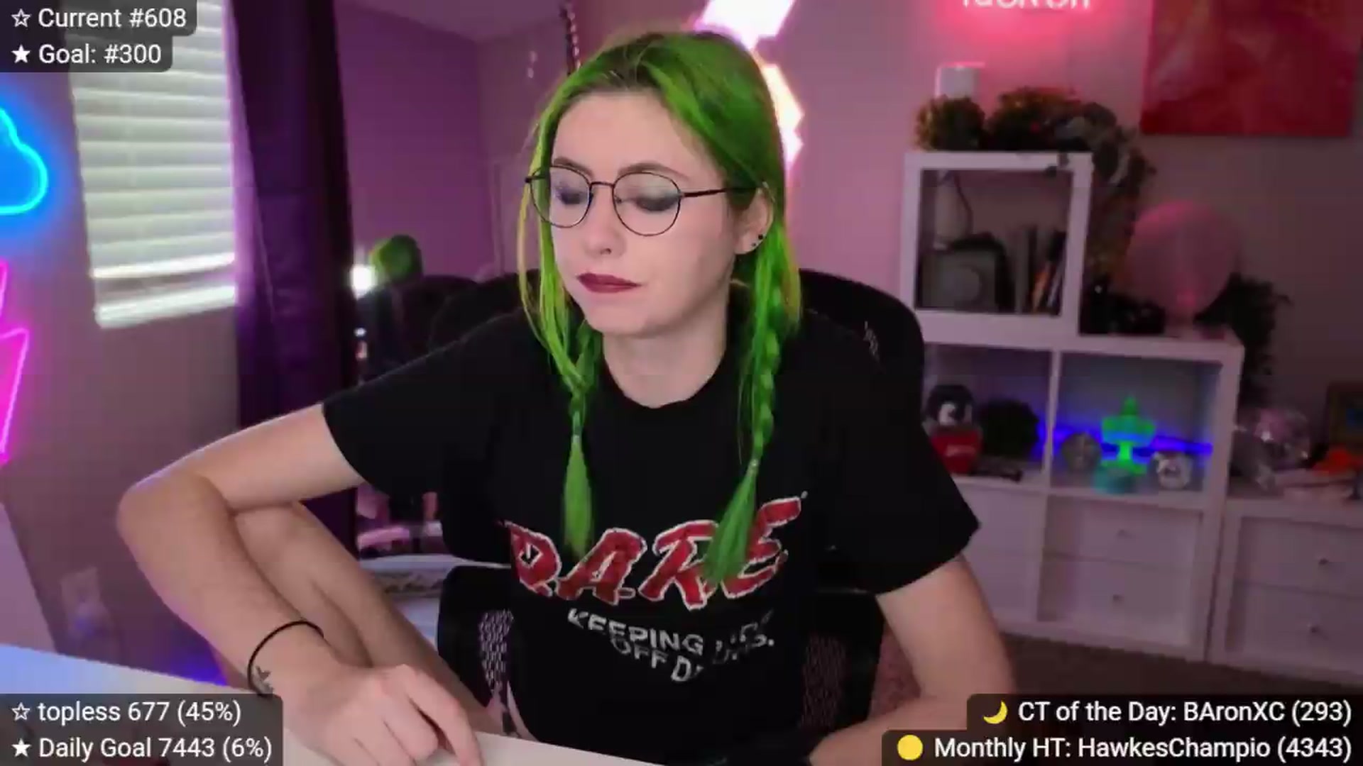 Gallery image thumbnail from elunaxc's myfreecams stream on, 08/28/2026, 23:42 image 12 of 20