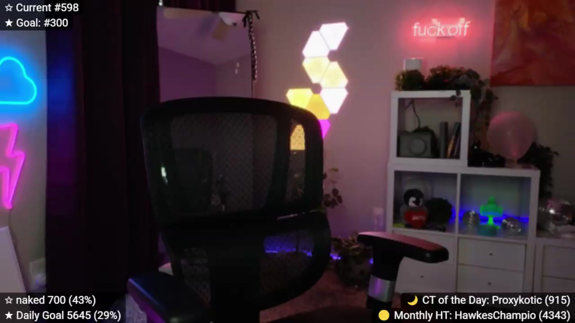 Gallery image thumbnail from elunaxc's myfreecams stream on, 08/29/2026, 02:29 image 4 of 20