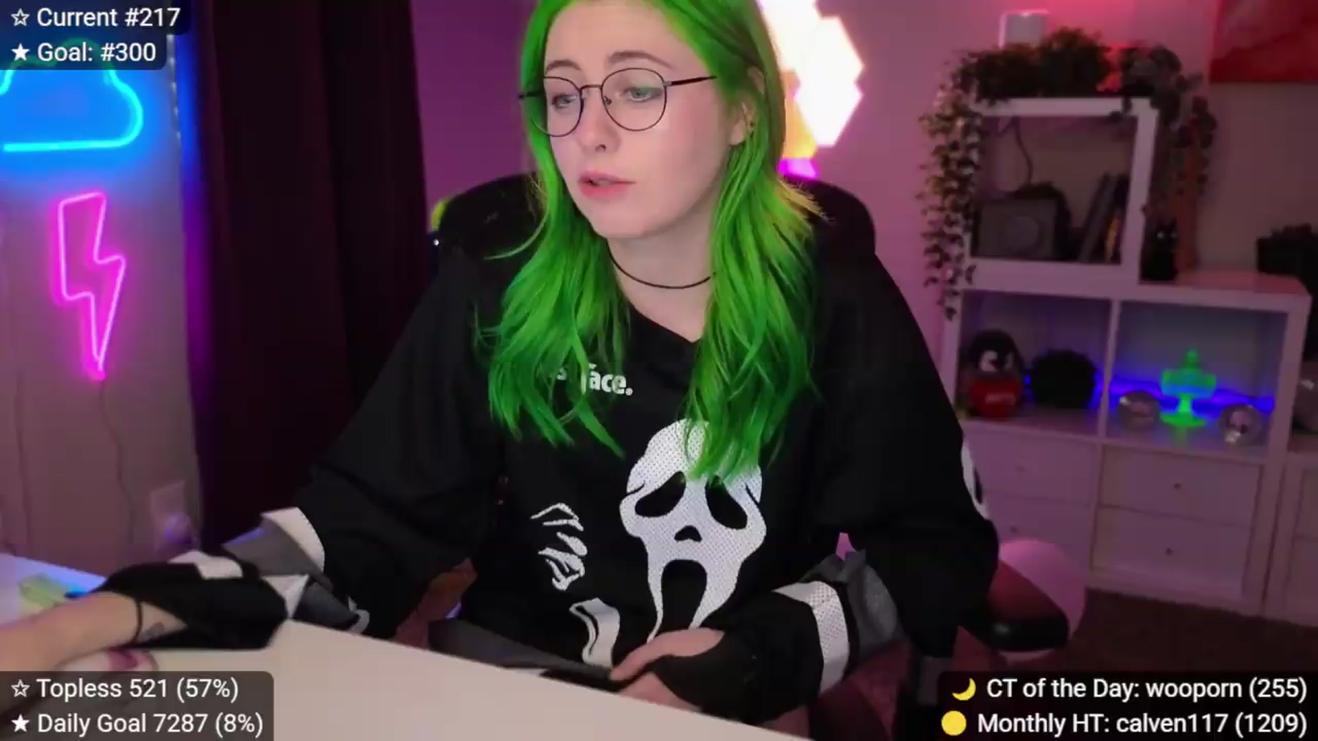 Gallery image thumbnail from elunaxc's myfreecams stream on, 09/07/2026, 24:01 image 20 of 20
