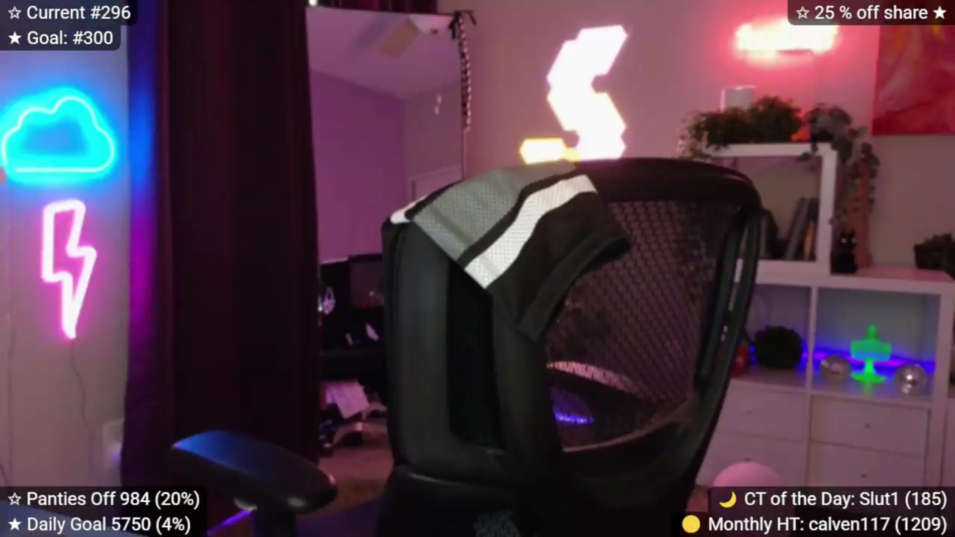 Gallery image thumbnail from elunaxc's myfreecams stream on, 09/12/2026, 03:20 image 2 of 20