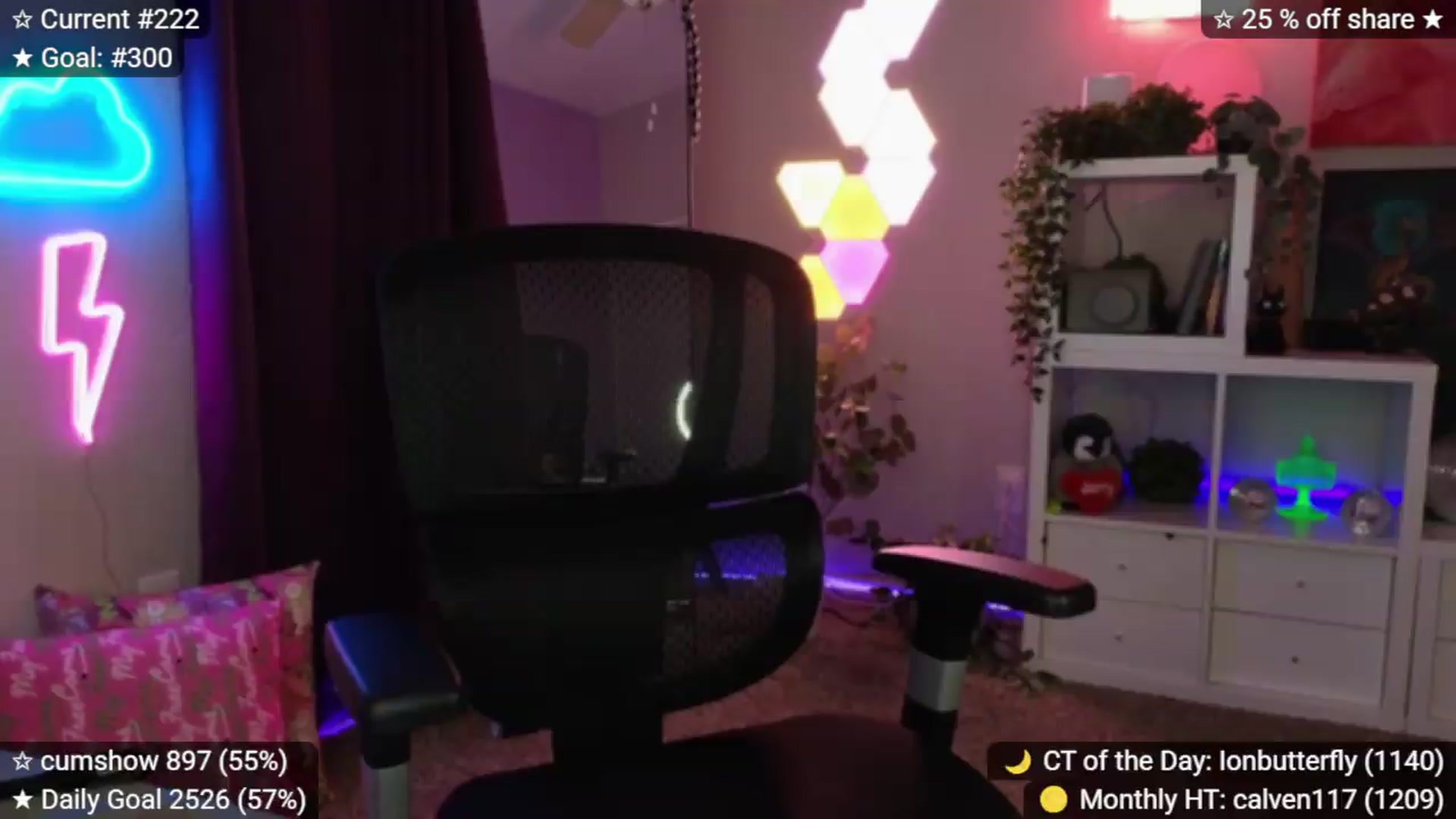 Gallery image thumbnail from elunaxc's myfreecams stream on, 09/13/2026, 03:28 image 15 of 20