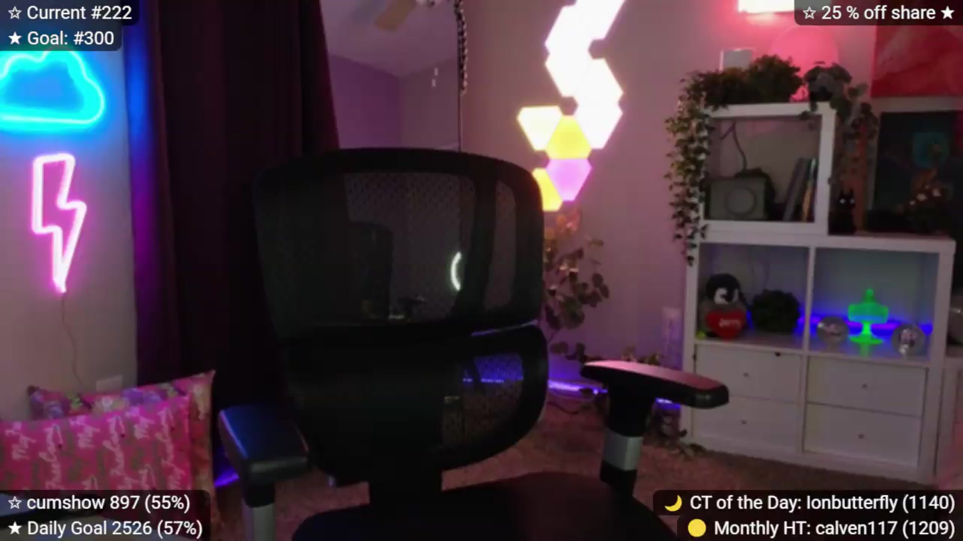 Gallery image thumbnail from elunaxc's myfreecams stream on, 09/13/2026, 03:28 image 16 of 20