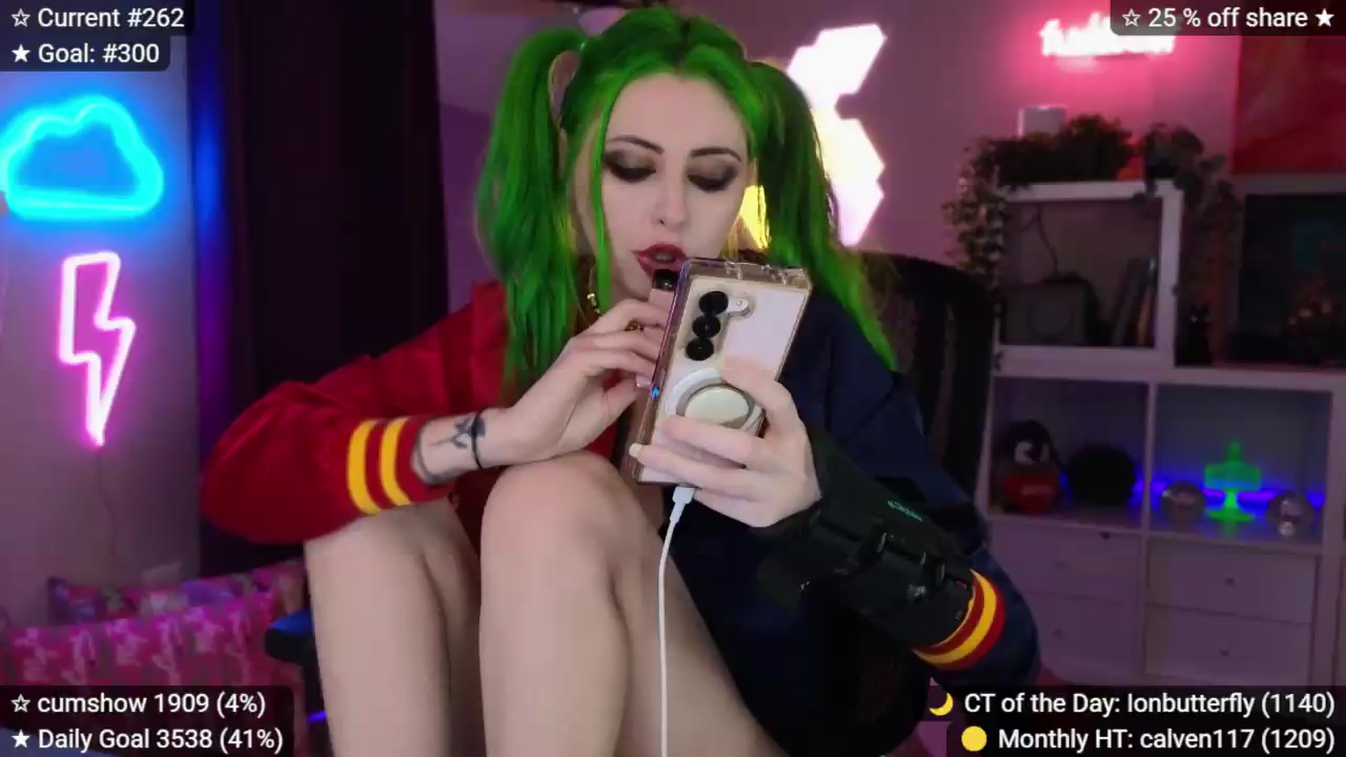 Gallery image thumbnail from elunaxc's myfreecams stream on, 09/13/2026, 03:28 image 10 of 20