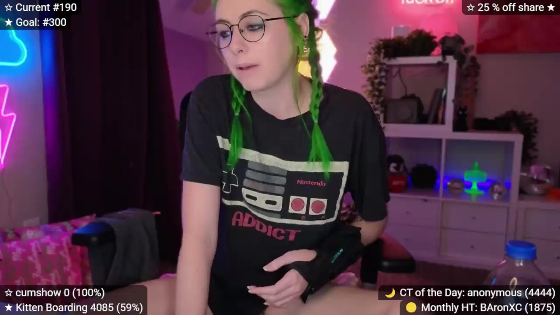 Gallery image thumbnail from elunaxc's myfreecams stream on, 09/14/2026, 02:25 image 1 of 20