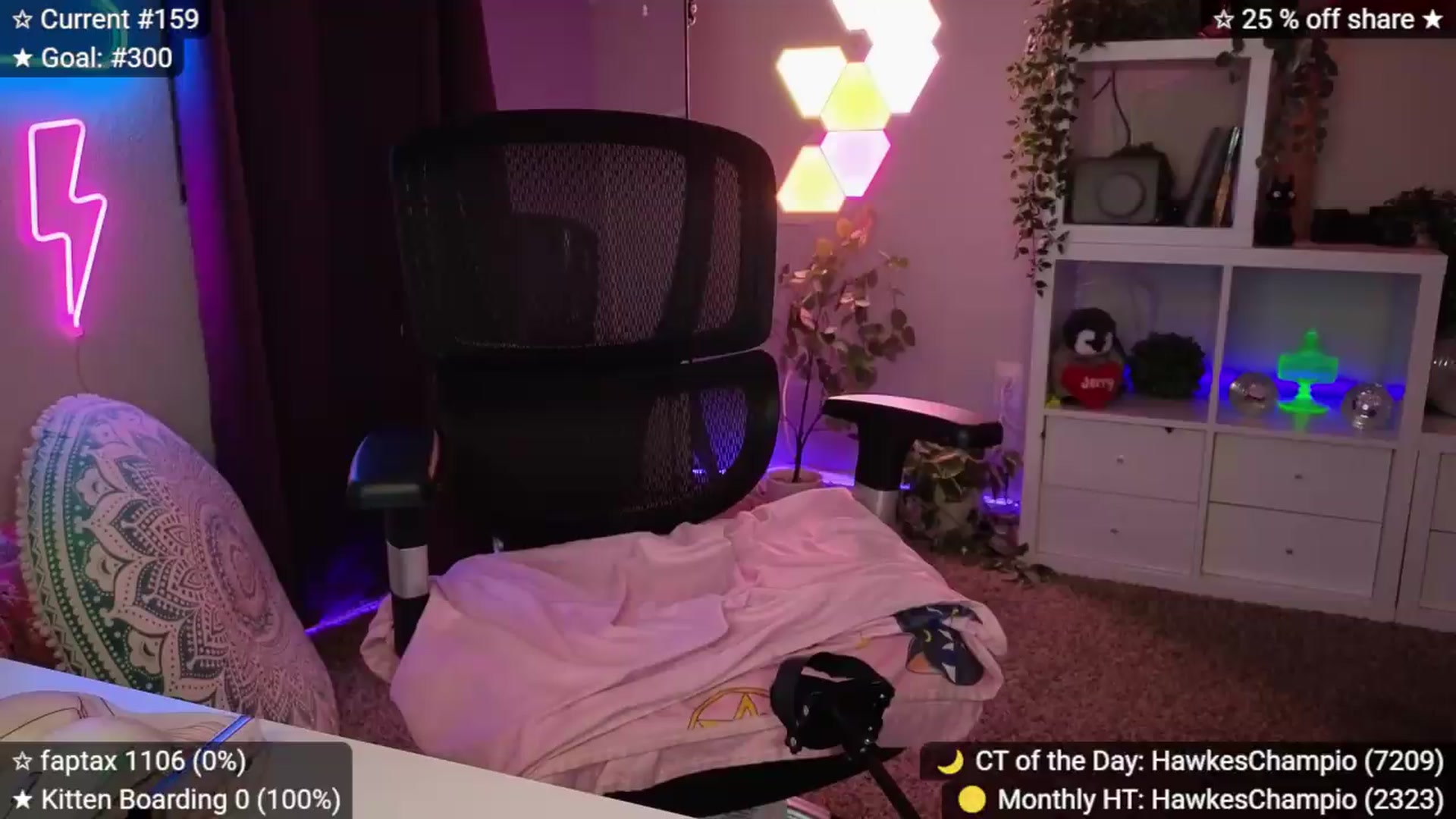 Gallery image thumbnail from elunaxc's myfreecams stream on, 09/14/2026, 03:18 image 6 of 20
