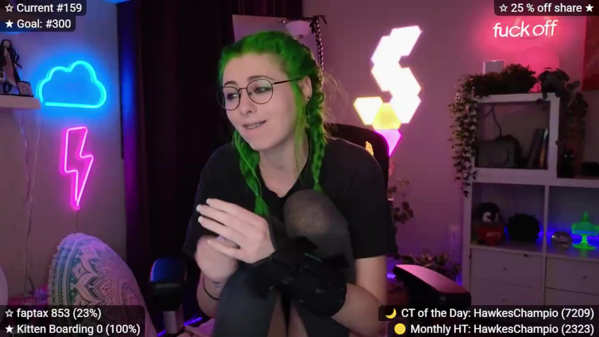 Gallery image thumbnail from elunaxc's myfreecams stream on, 09/14/2026, 03:18 image 20 of 20
