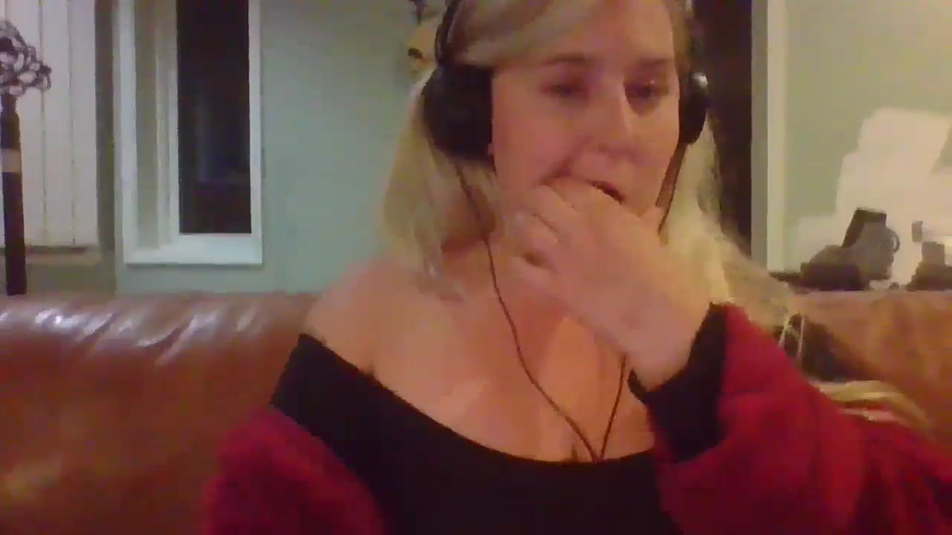 Gallery image thumbnail from embermae's myfreecams stream on, 10/30/2023, 03:23 image 19 of 20