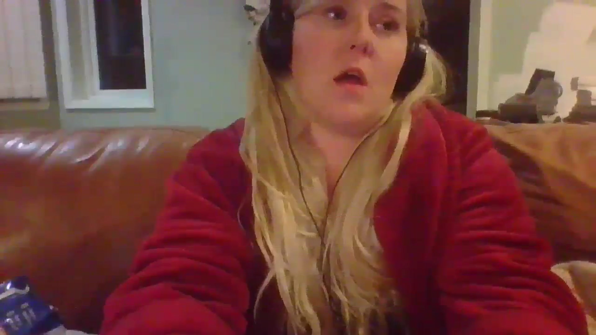 Gallery image thumbnail from embermae's myfreecams stream on, 10/30/2023, 04:13 image 3 of 20