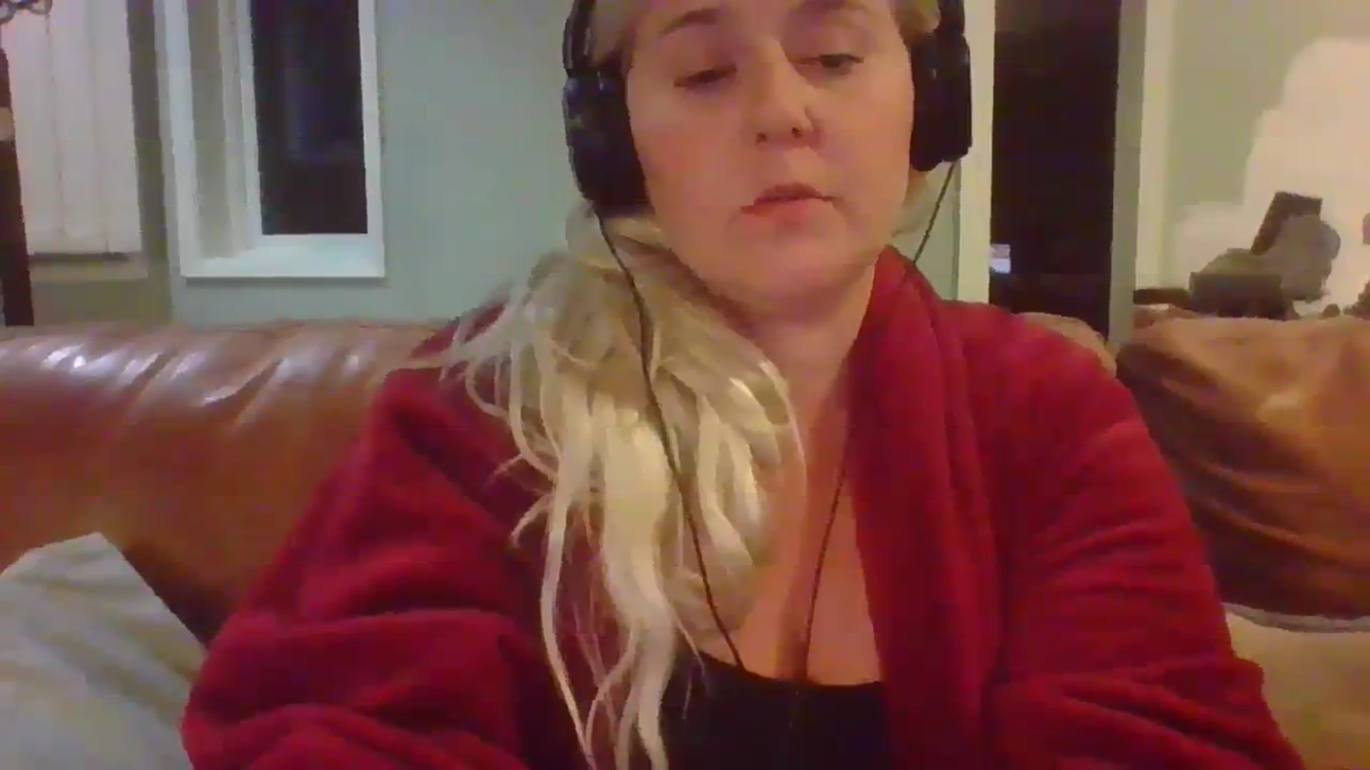 Gallery image thumbnail from embermae's myfreecams stream on, 10/30/2023, 04:13 image 20 of 20