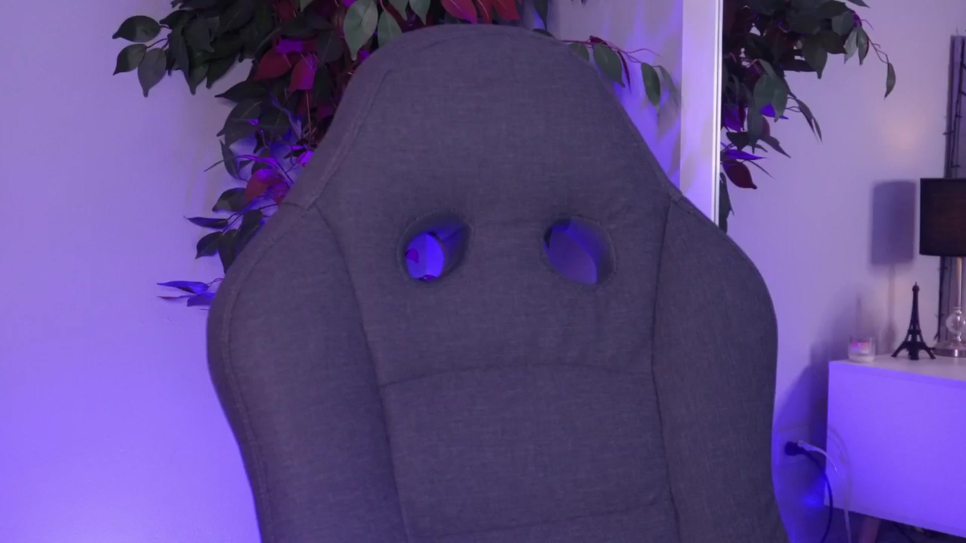 Gallery image thumbnail from emma_colucci's myfreecams stream on, 01/12/2025, 21:38 image 6 of 20