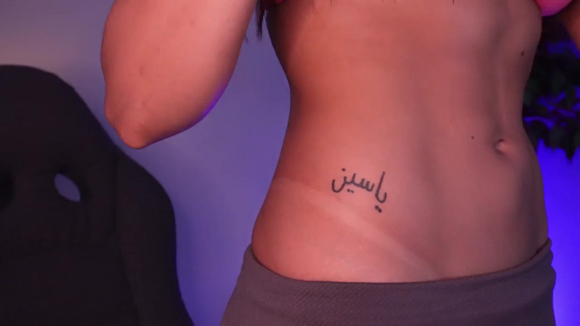 Gallery image thumbnail from emma_colucci's myfreecams stream on, 01/16/2025, 20:05 image 17 of 20