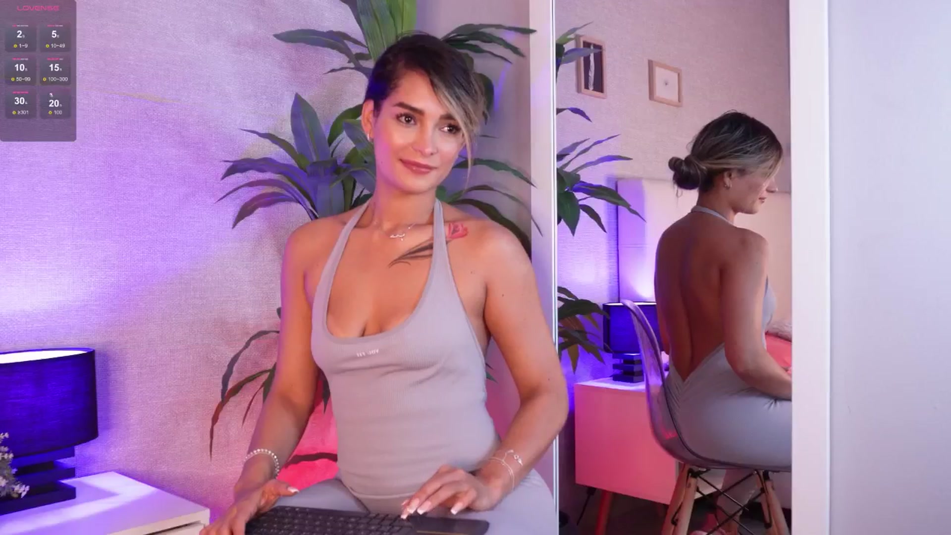 Gallery image thumbnail from emma_colucci's myfreecams stream on, 02/18/2025, 19:16 image 4 of 20